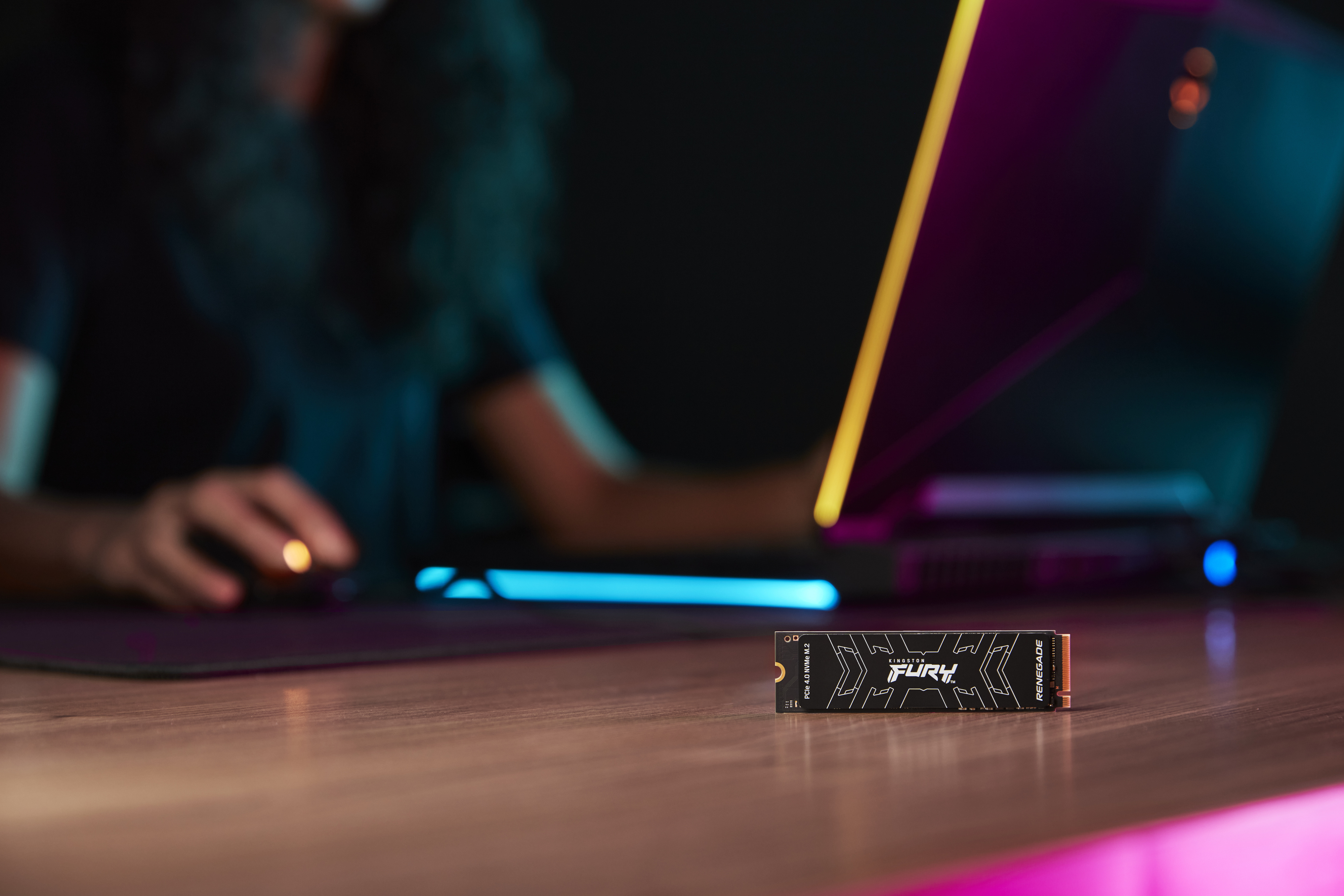 Kingston FURY Renegade 1 Tt M.2 NVMe -SSD-kovalevy