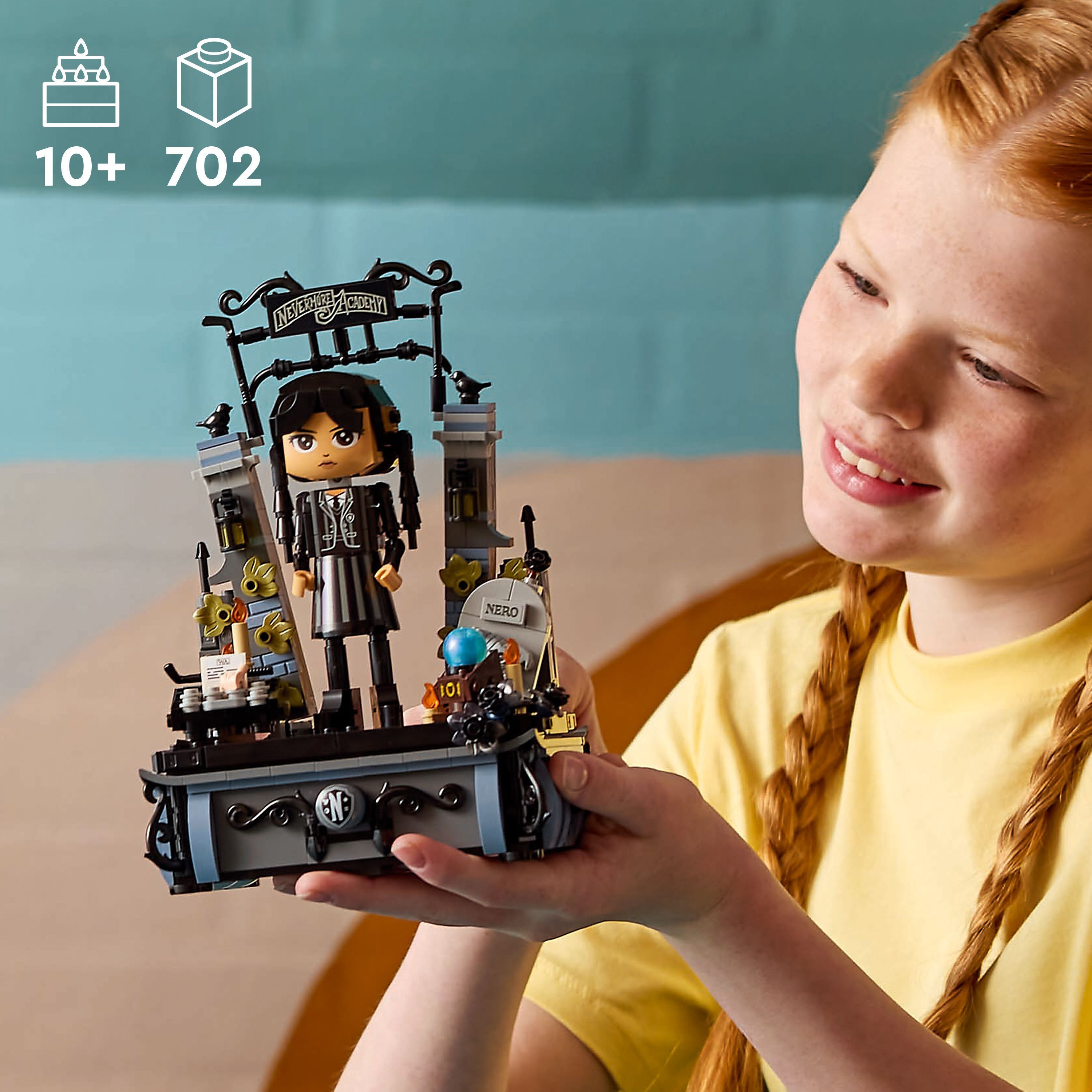 LEGO Wednesday 76780 – Wednesday Addams ‑hahmo