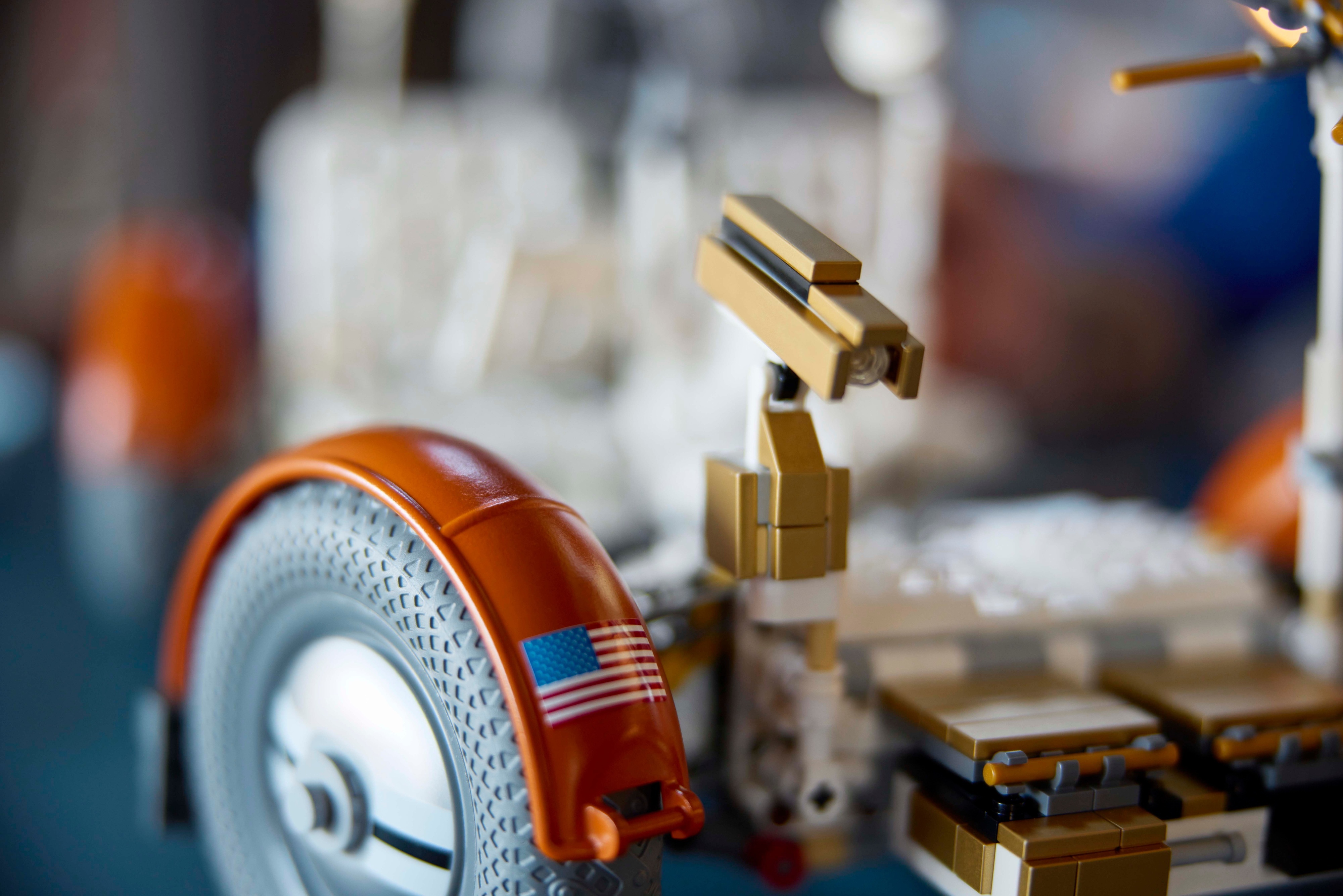 LEGO Technic 42182  - NASA Apollo – kuuauto