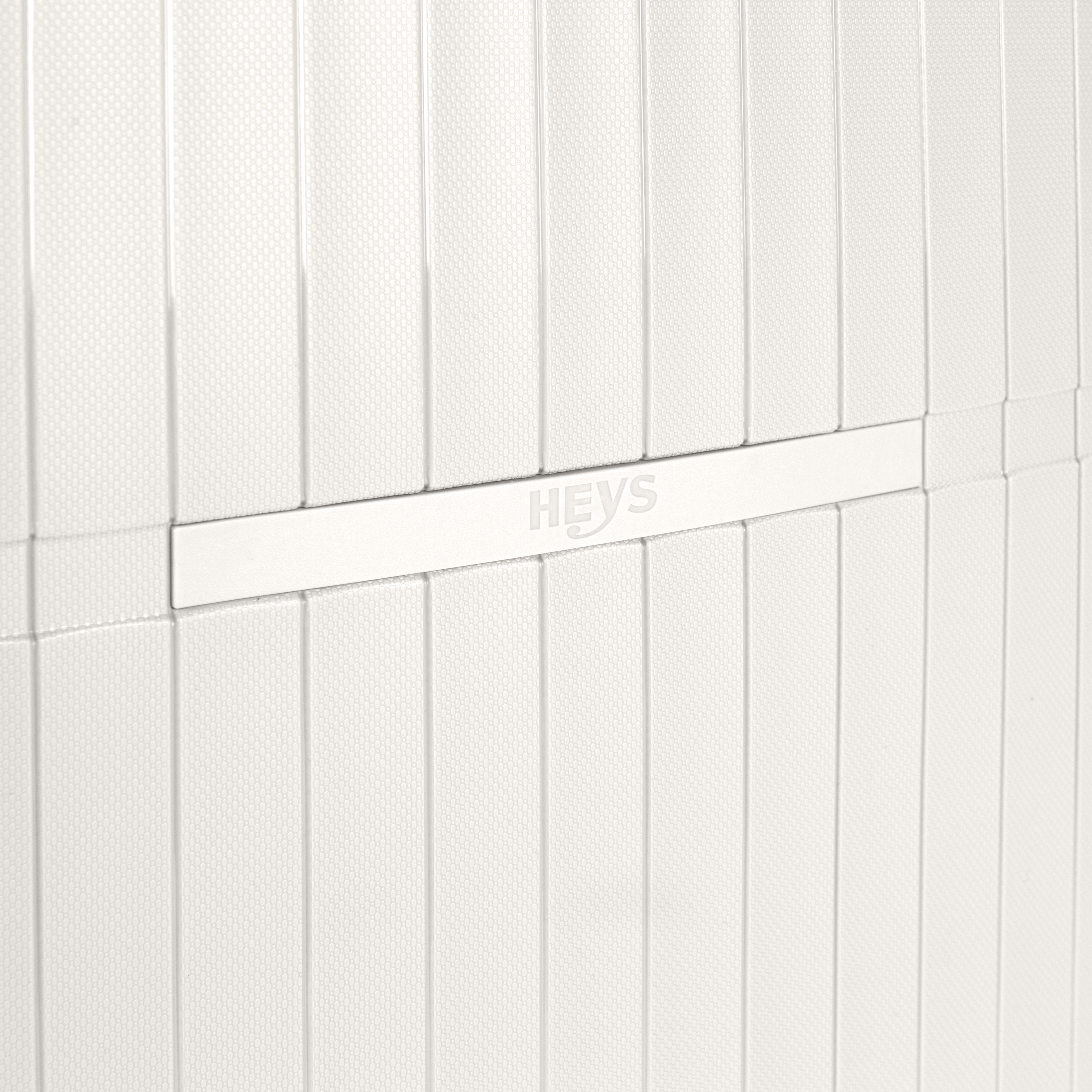 Heys Airlite 53 cm -matkalaukku, valkoinen
