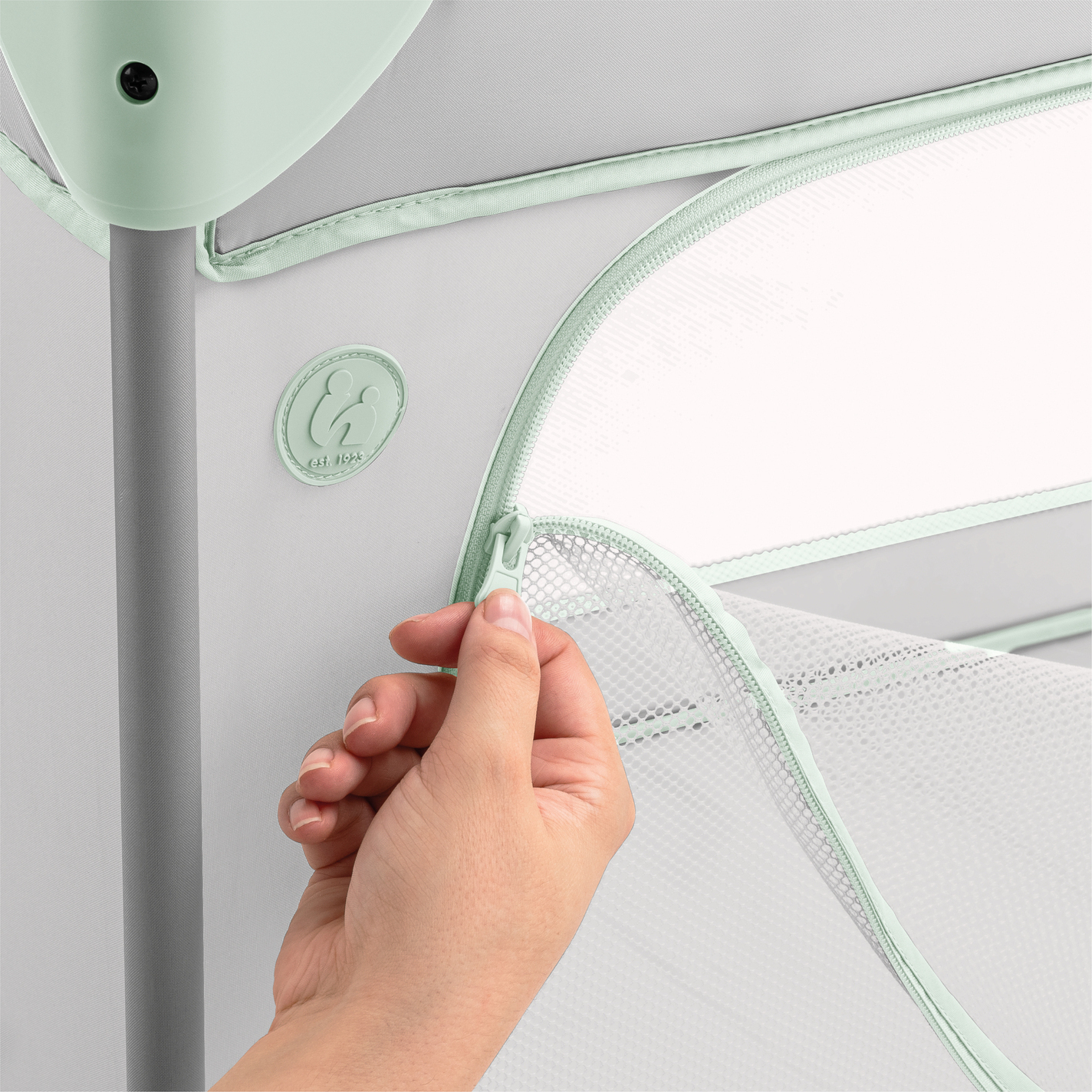 Hauck Dream N Play Plus matkasänky, dusty mint