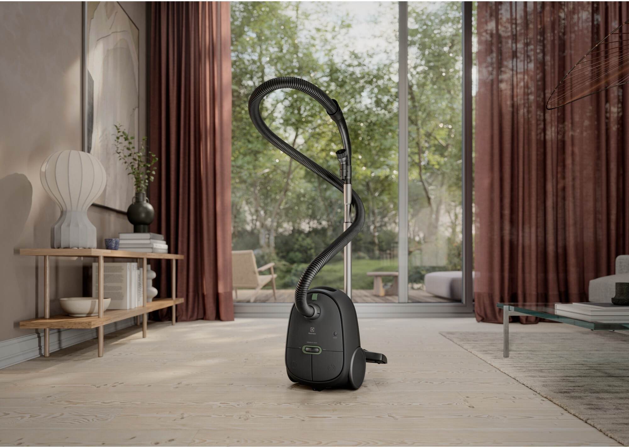 Electrolux Clean 600 EB61C2GRN -pölynimuri, musta