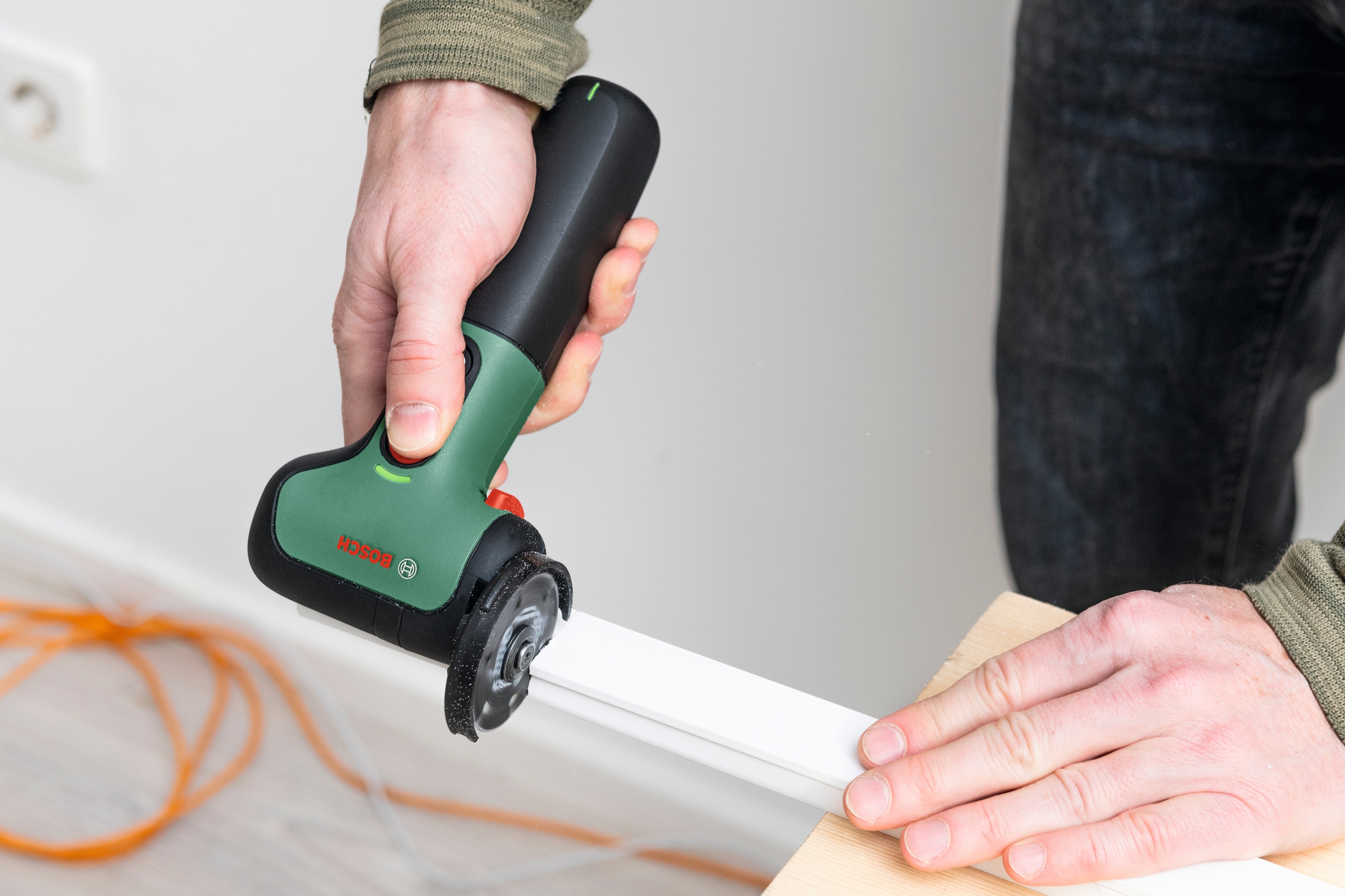 Bosch IXO 7 Basic -akkuruuvinväännin