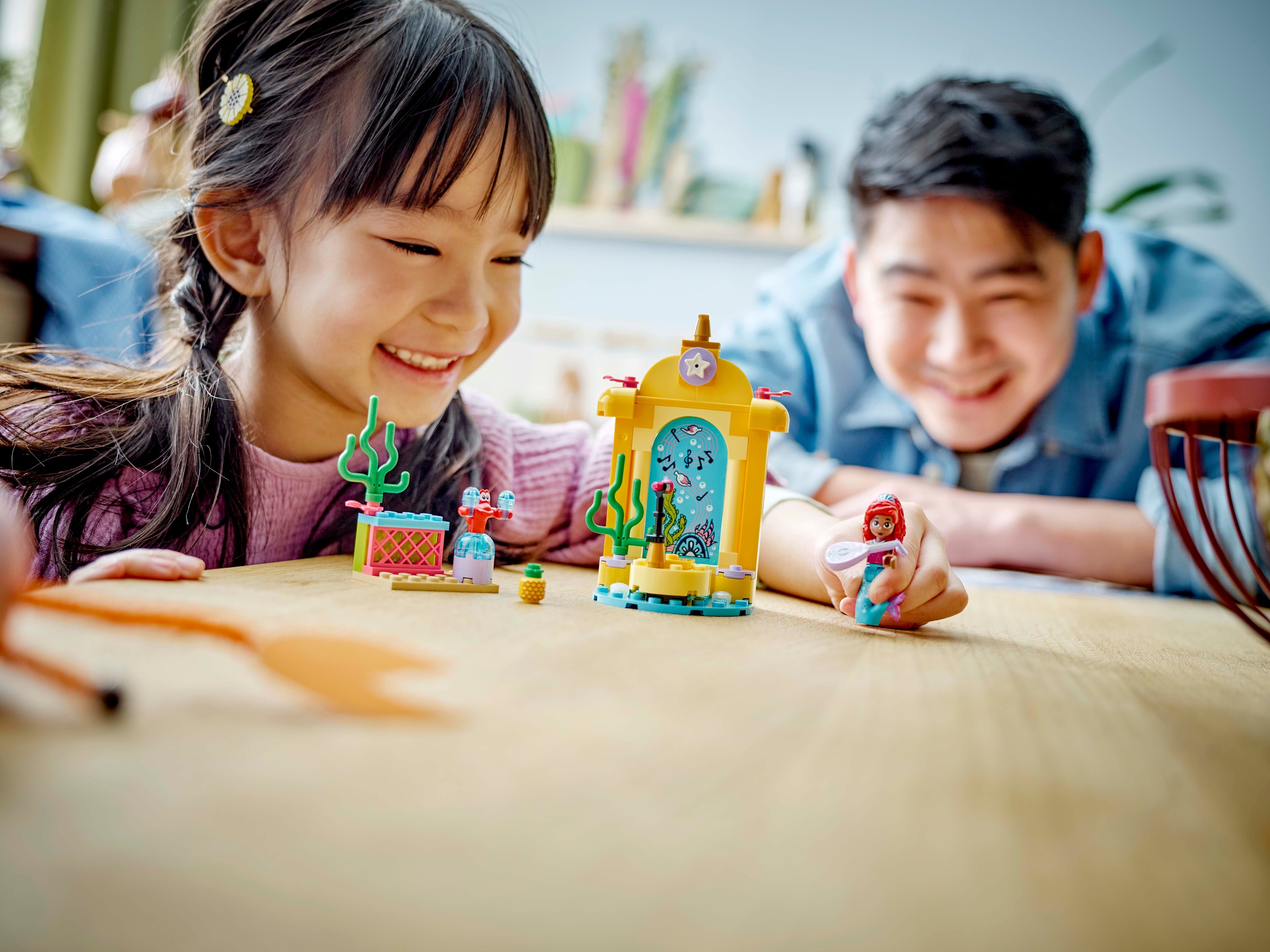 LEGO Disney Princess 43235  - Arielin esiintymislava