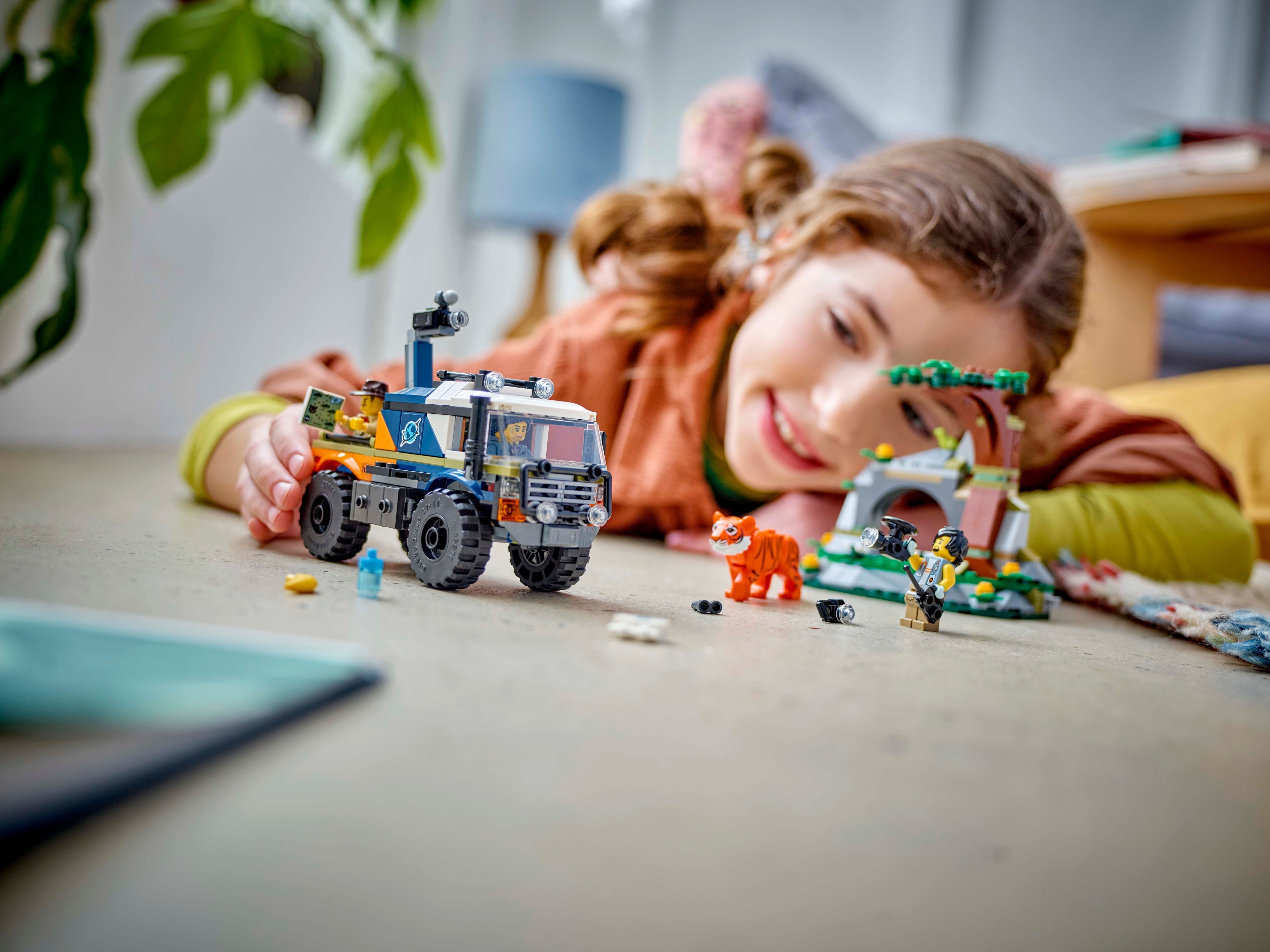 LEGO City Exploration 60426  - Viidakkotutkijan maastoauto