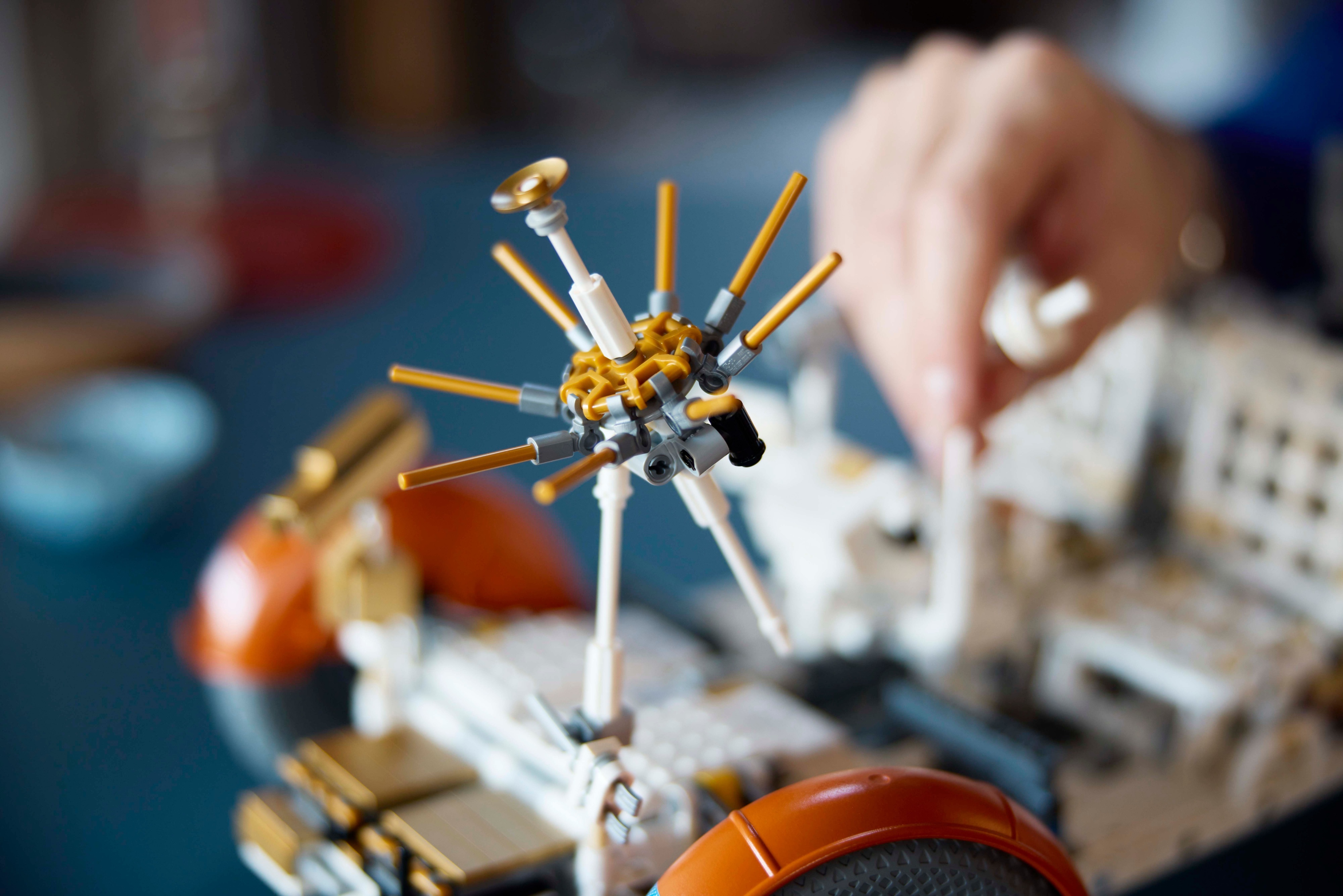 LEGO Technic 42182  - NASA Apollo – kuuauto