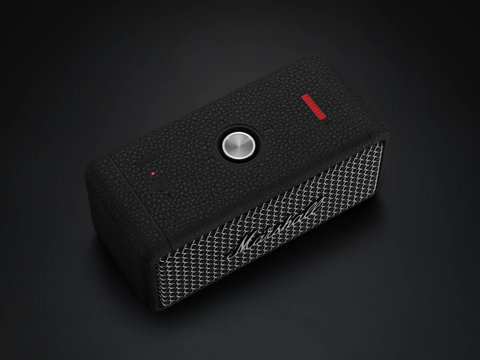 Beats iPhone 17 Pro Rugged suojakuori MagSafella ja Kamerasäätimellä, everestinmusta