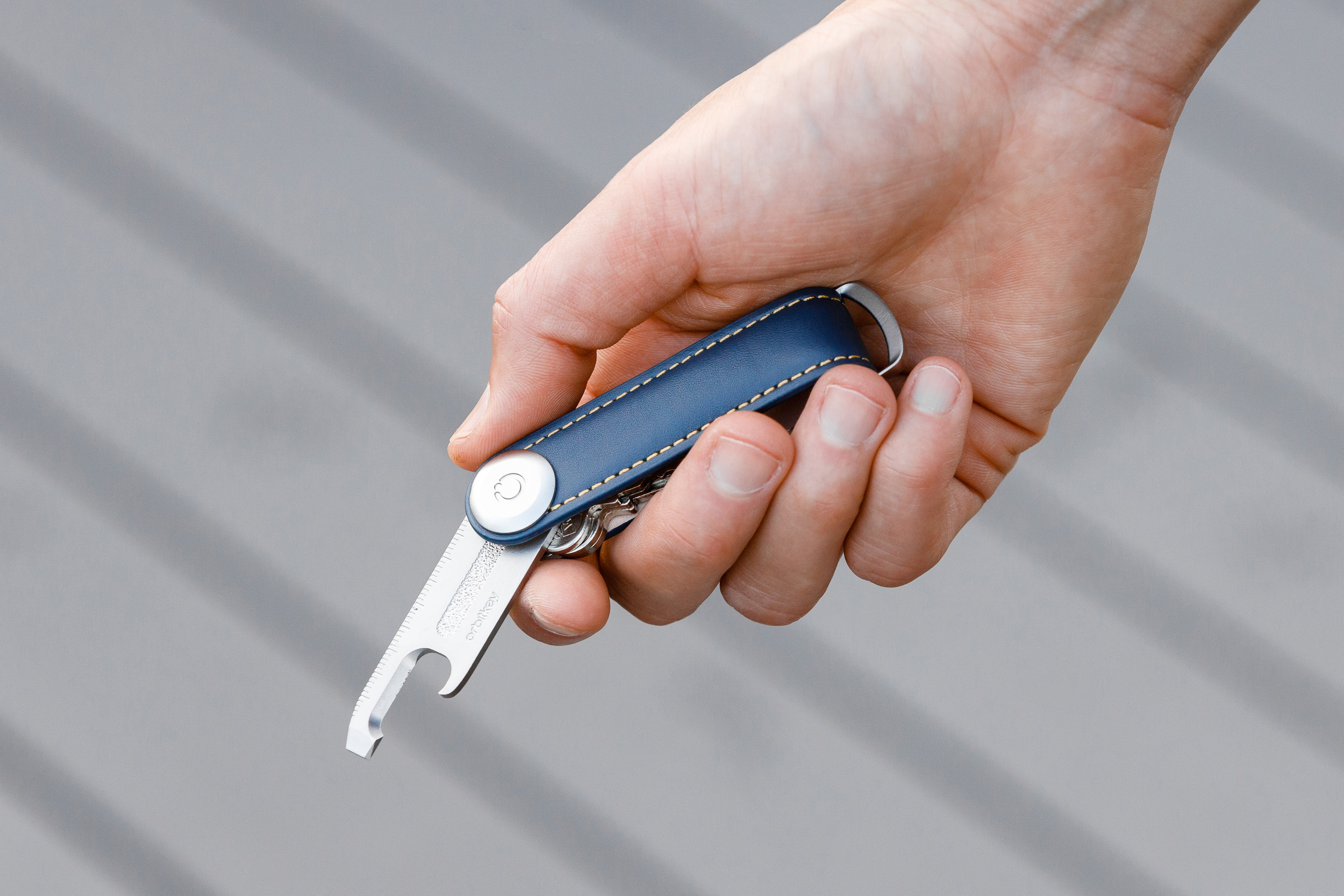 Orbitkey Multi-Tool v2 -monitoimityökalu, hopea