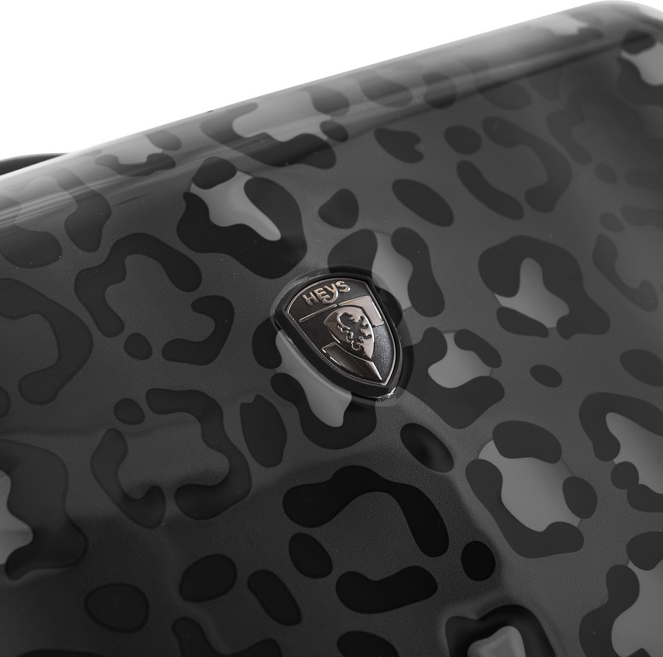 Heys Black Leopard Fashion Spinner 53 cm -matkalaukku