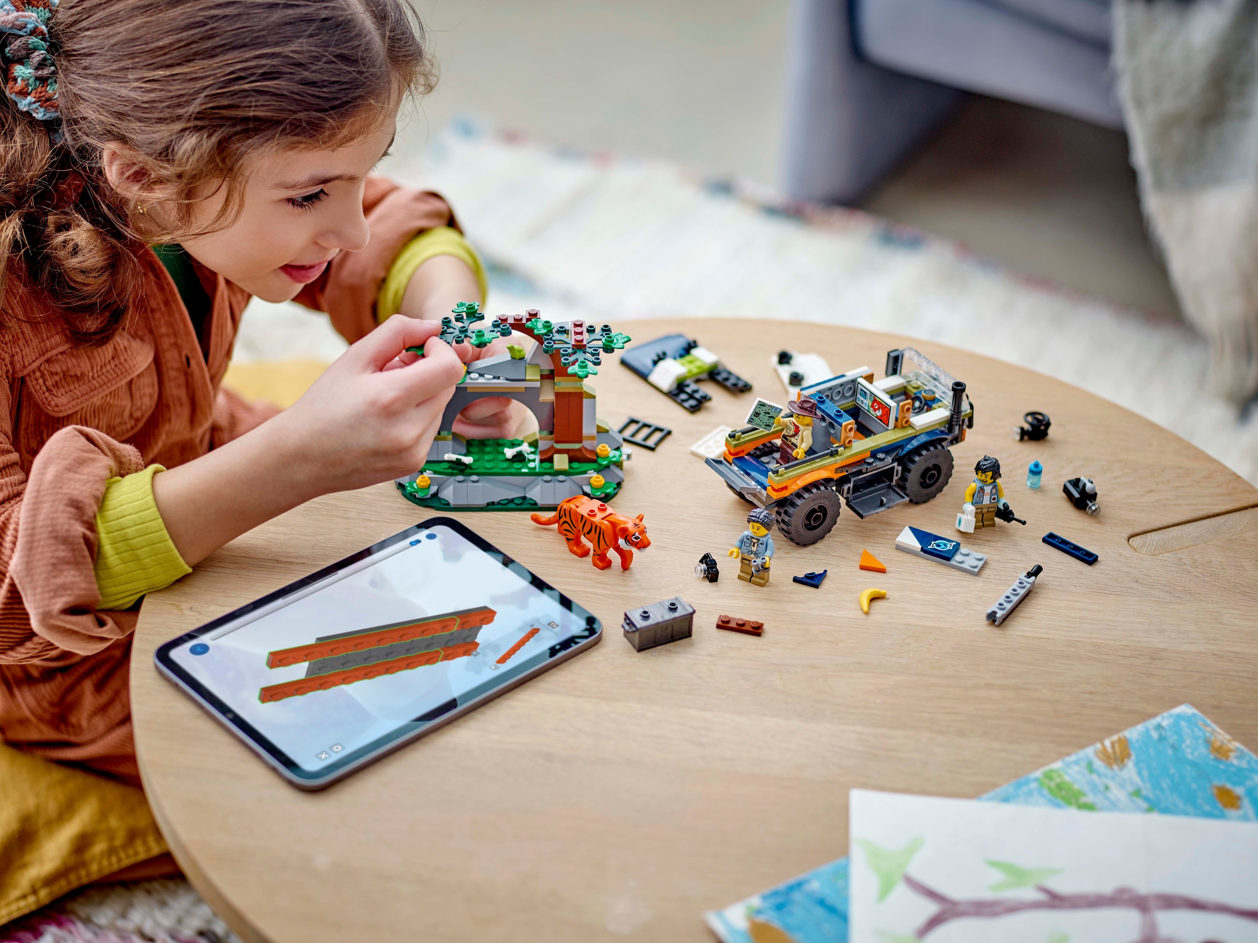 LEGO City Exploration 60426  - Viidakkotutkijan maastoauto