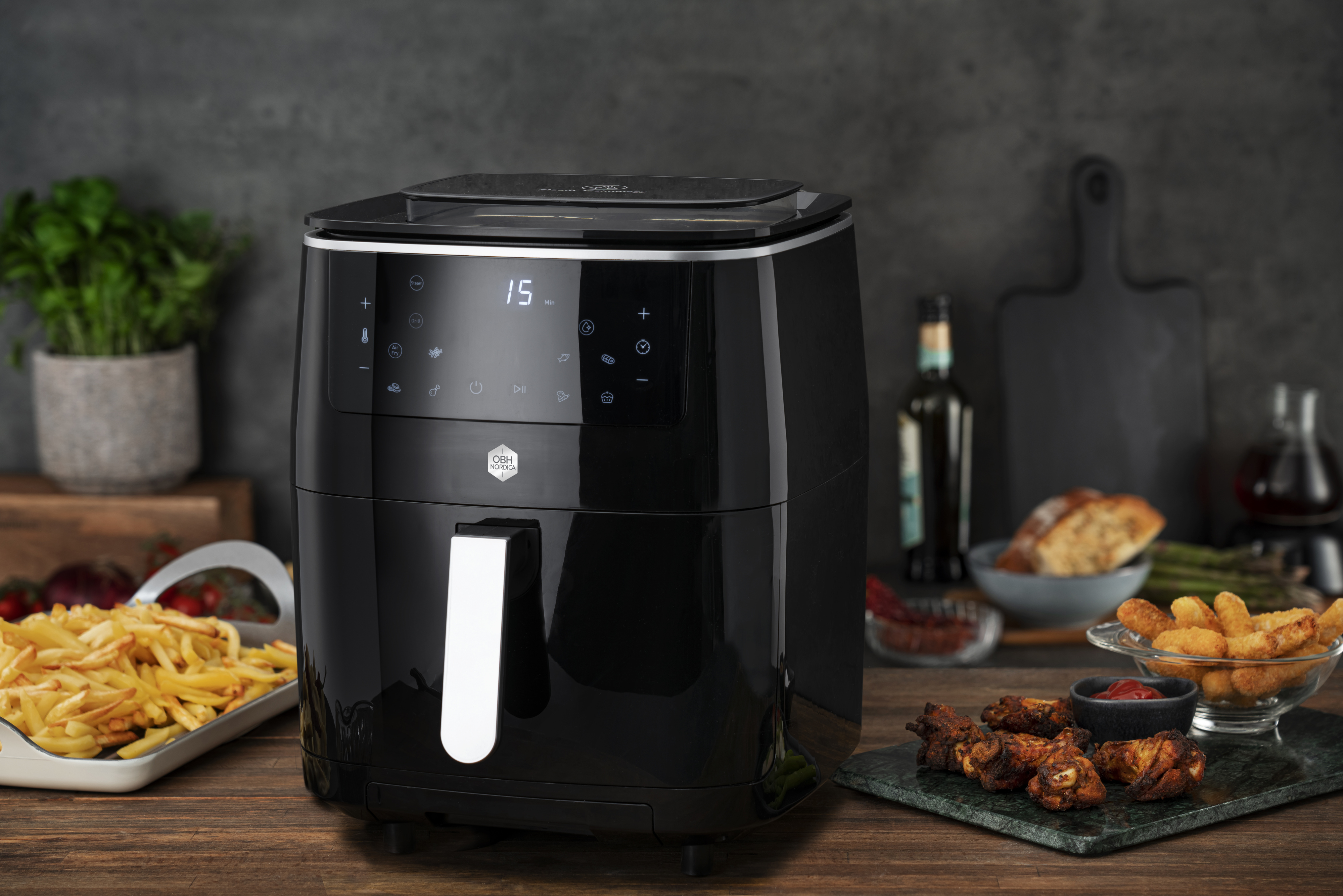OBH Nordica Easy Fry & Grill Steam+ 3-in-1 -airfryer höyrytys- ja grillitoiminnolla, musta