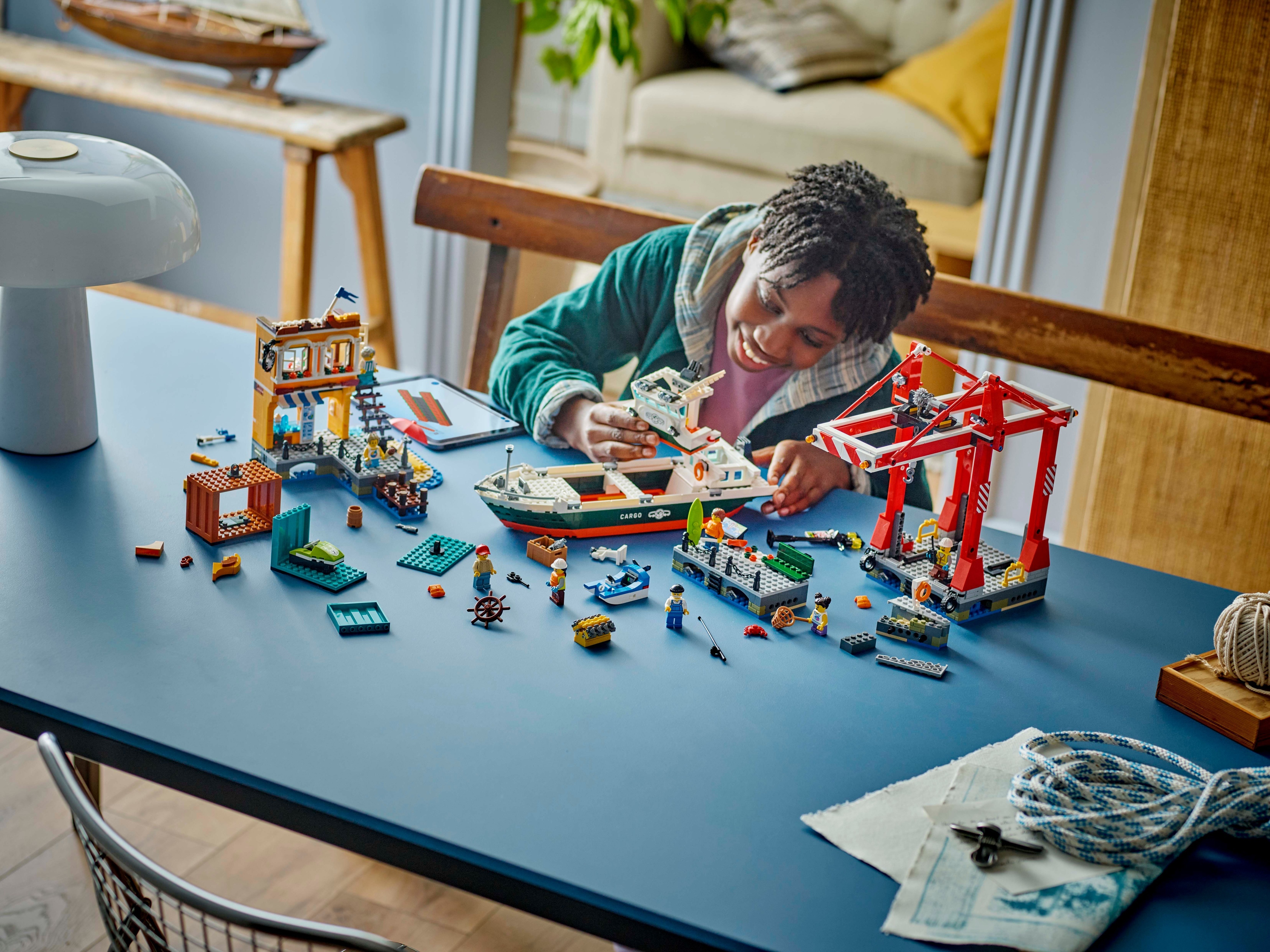 LEGO My City 60421  - Robottimaailman vuoristorata