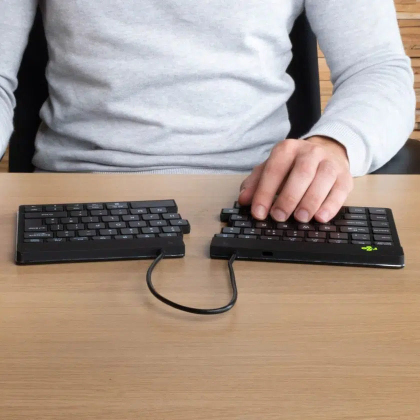R-Go Split Break -kaksiosainen ergonominen näppäimistö, langaton, musta