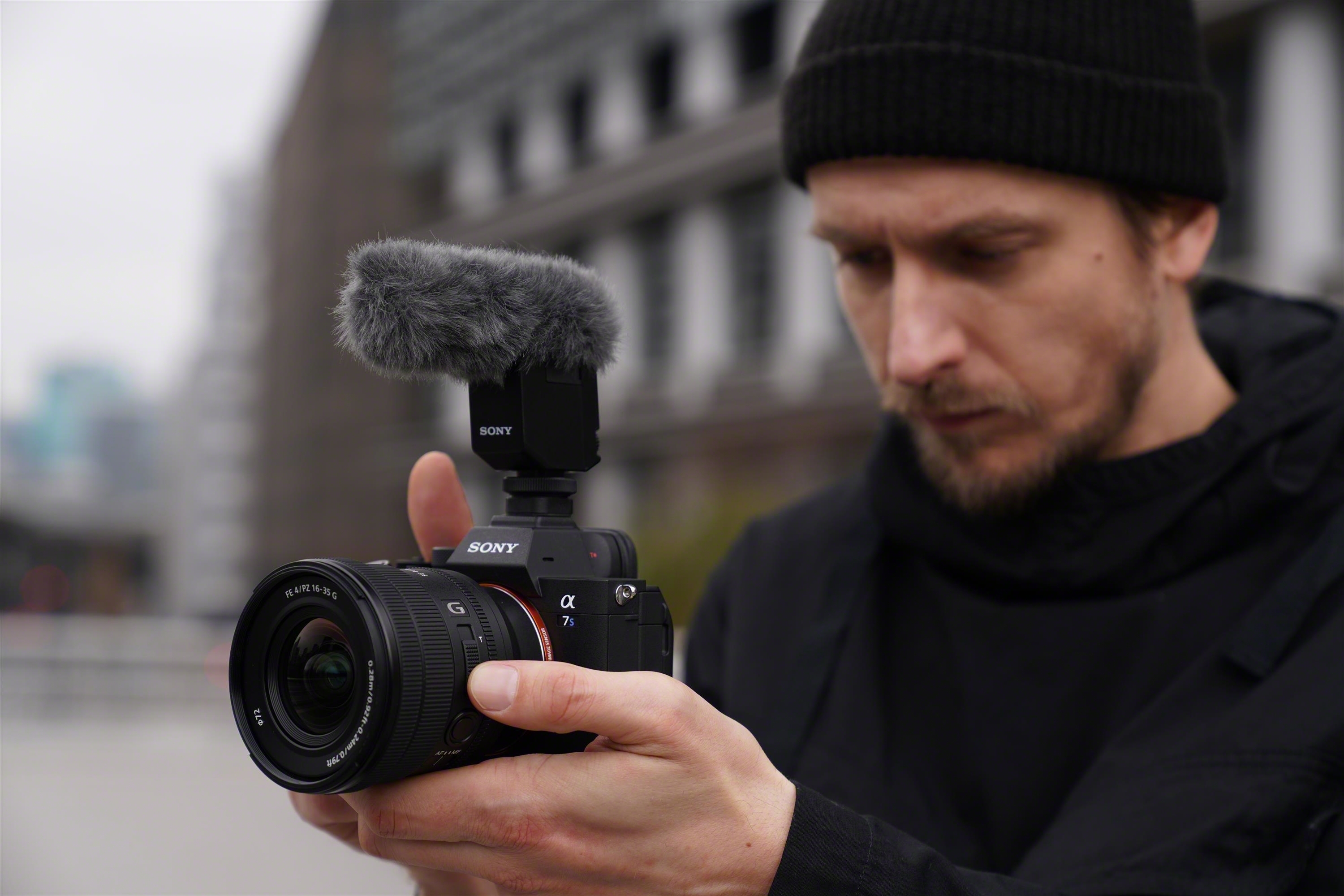 Sony FE PZ 16–35 mm F4 G -laajakulmazoomobjektiivi