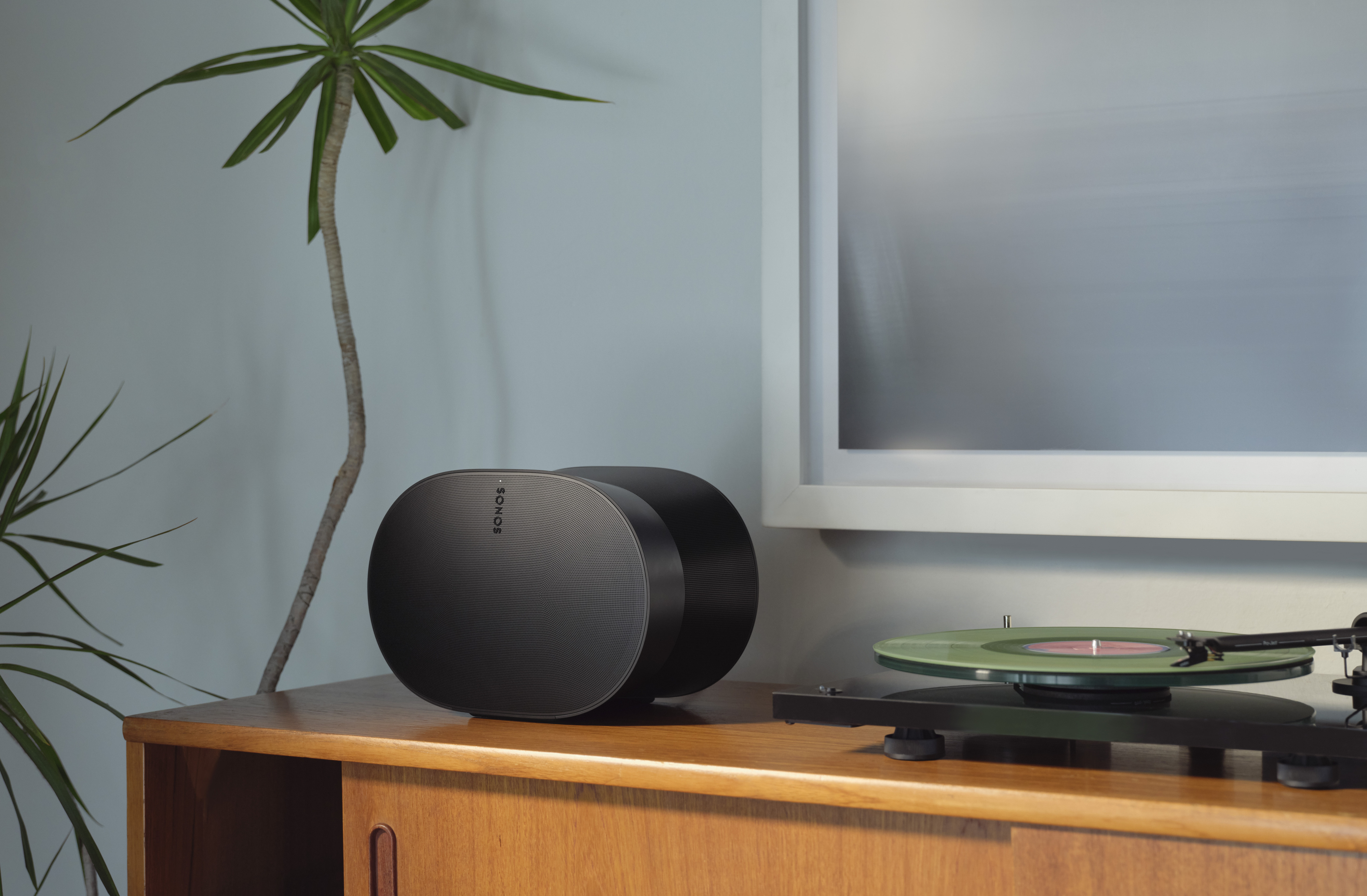 Sonos Era 300 -älykaiutin, musta