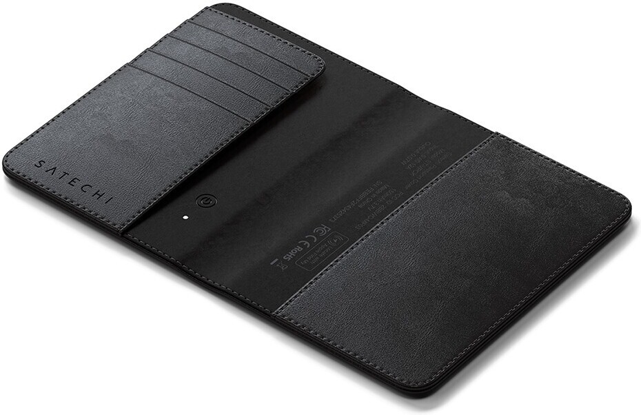 Satechi Vegan-Leather -passinsuojus Find My -paikantimella, musta