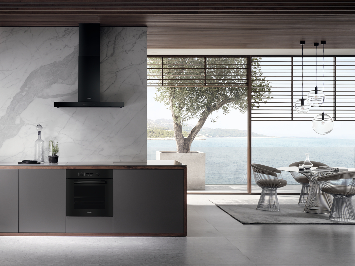 Miele H 2863 BP erillisuuni, musta