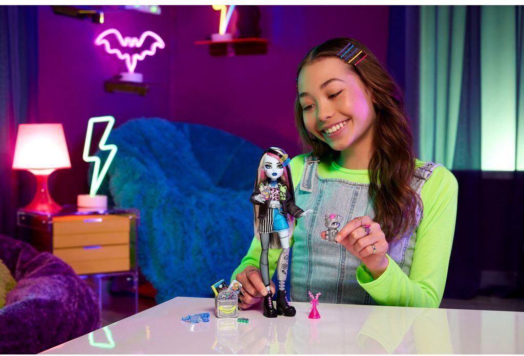 Monster High Frankie Stein -muotinukke