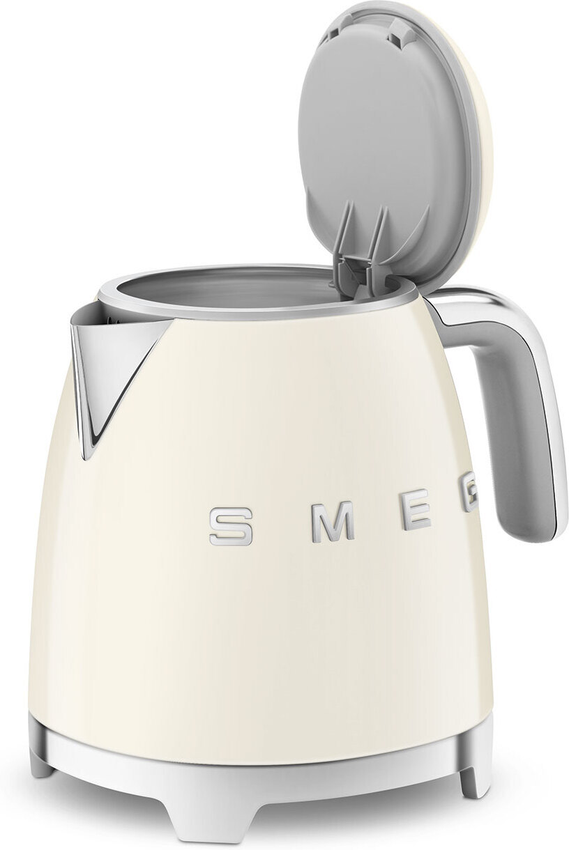 Smeg KLF05CREU -vedenkeitin, kermanvalkoinen
