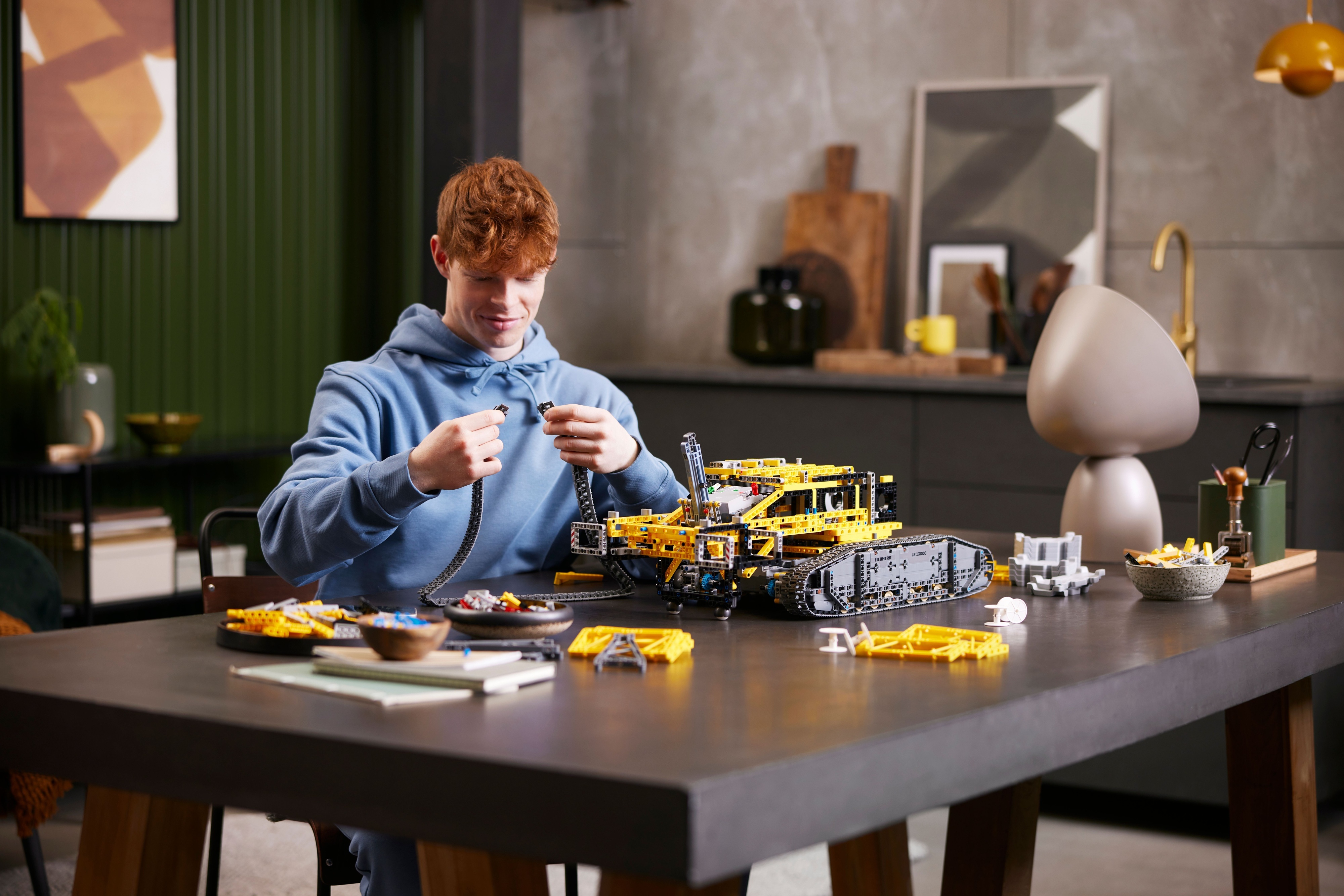 LEGO Technic 42146 - Liebherr LR 13000 ‑telanosturi