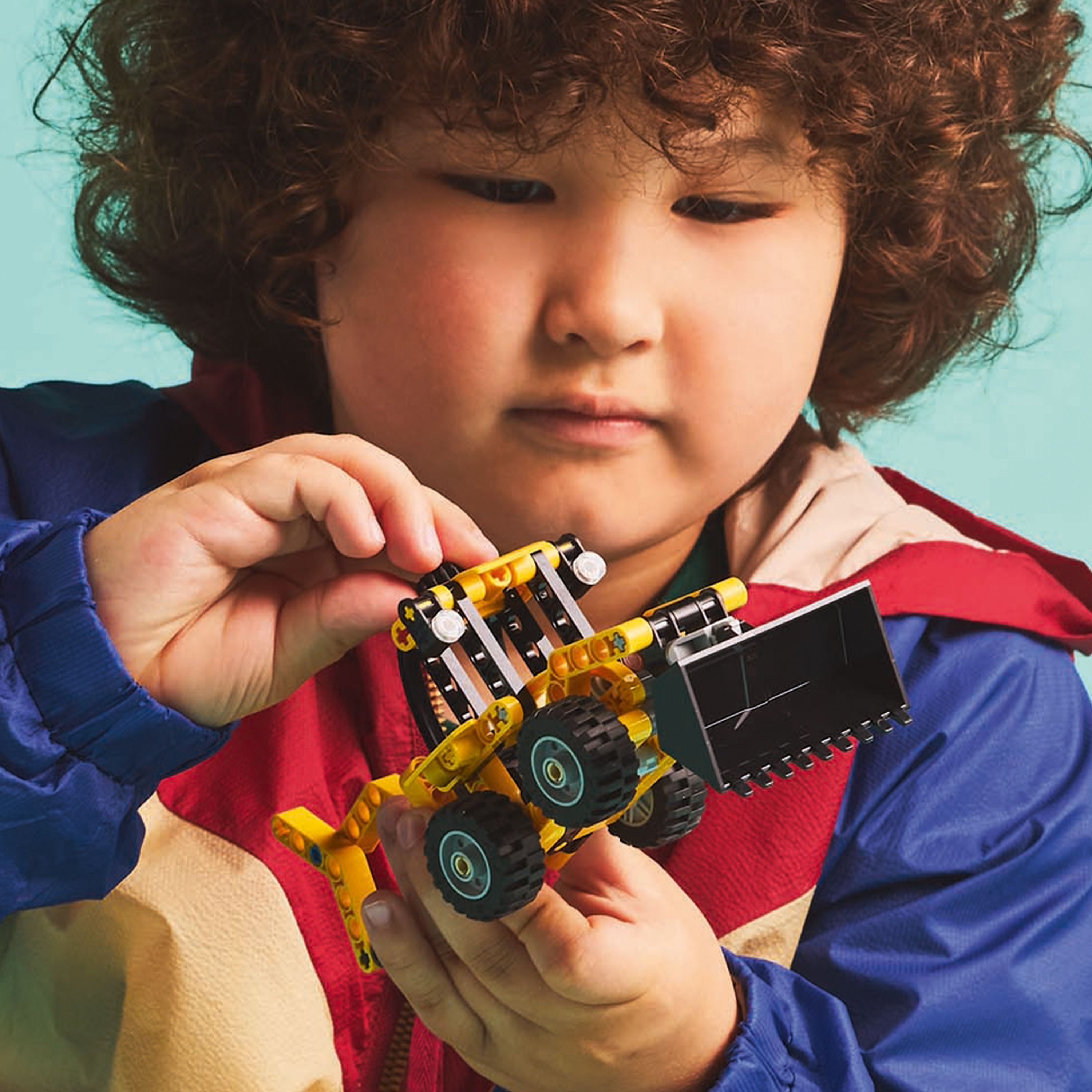 LEGO Technic 42197 – Traktorikaivuri