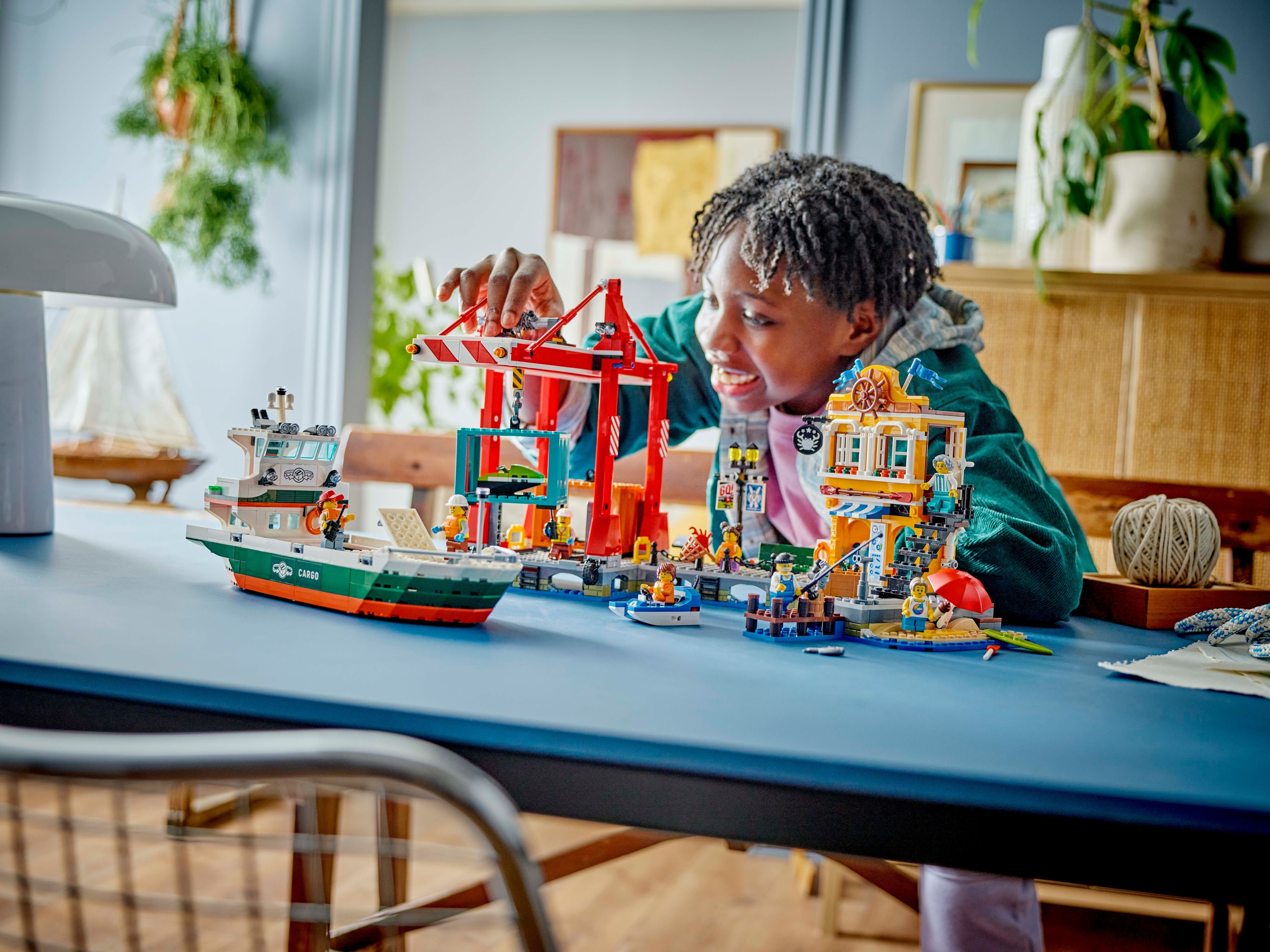 LEGO My City 60421  - Robottimaailman vuoristorata