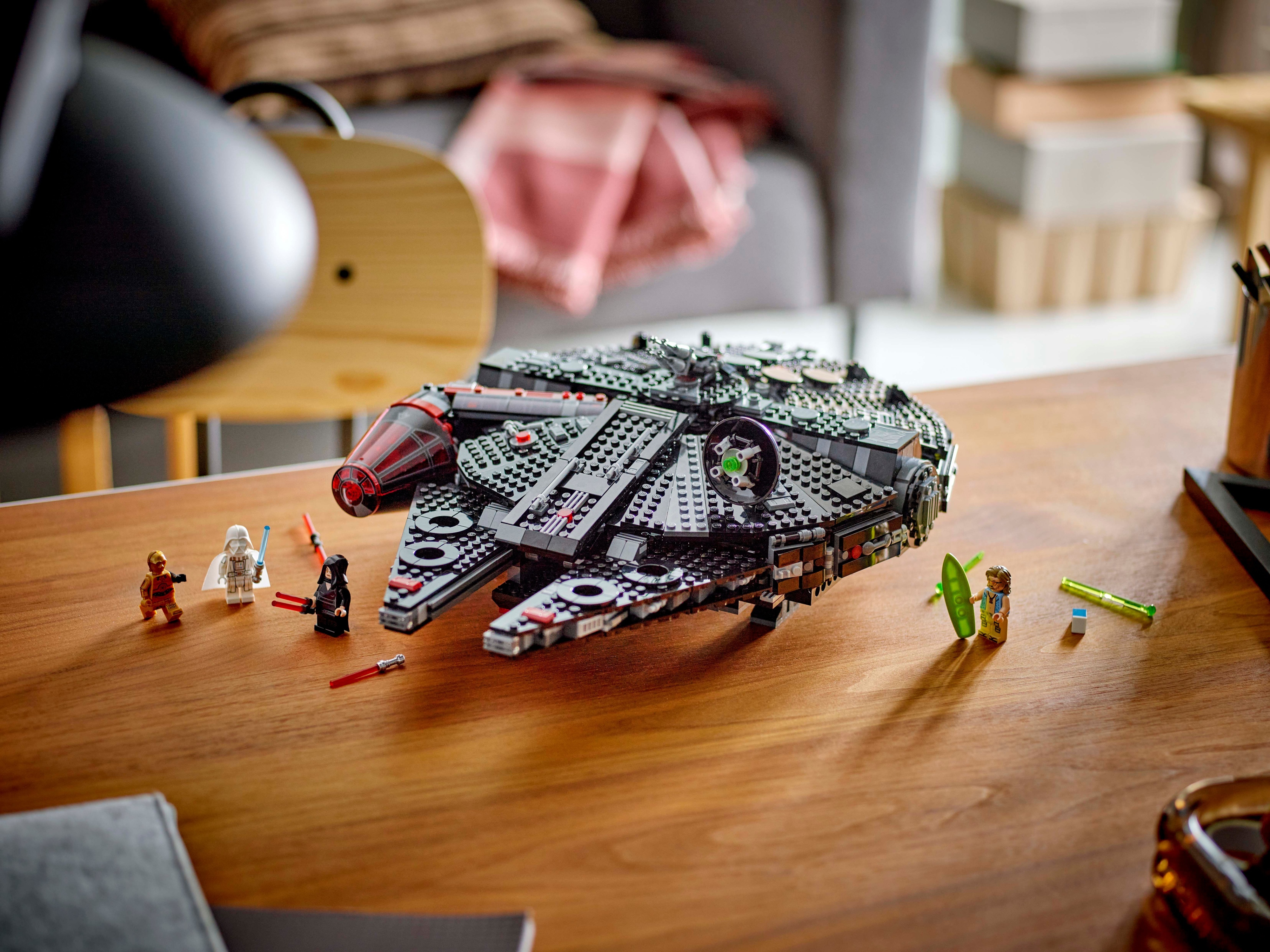 LEGO Star Wars 75389  - Dark Falcon