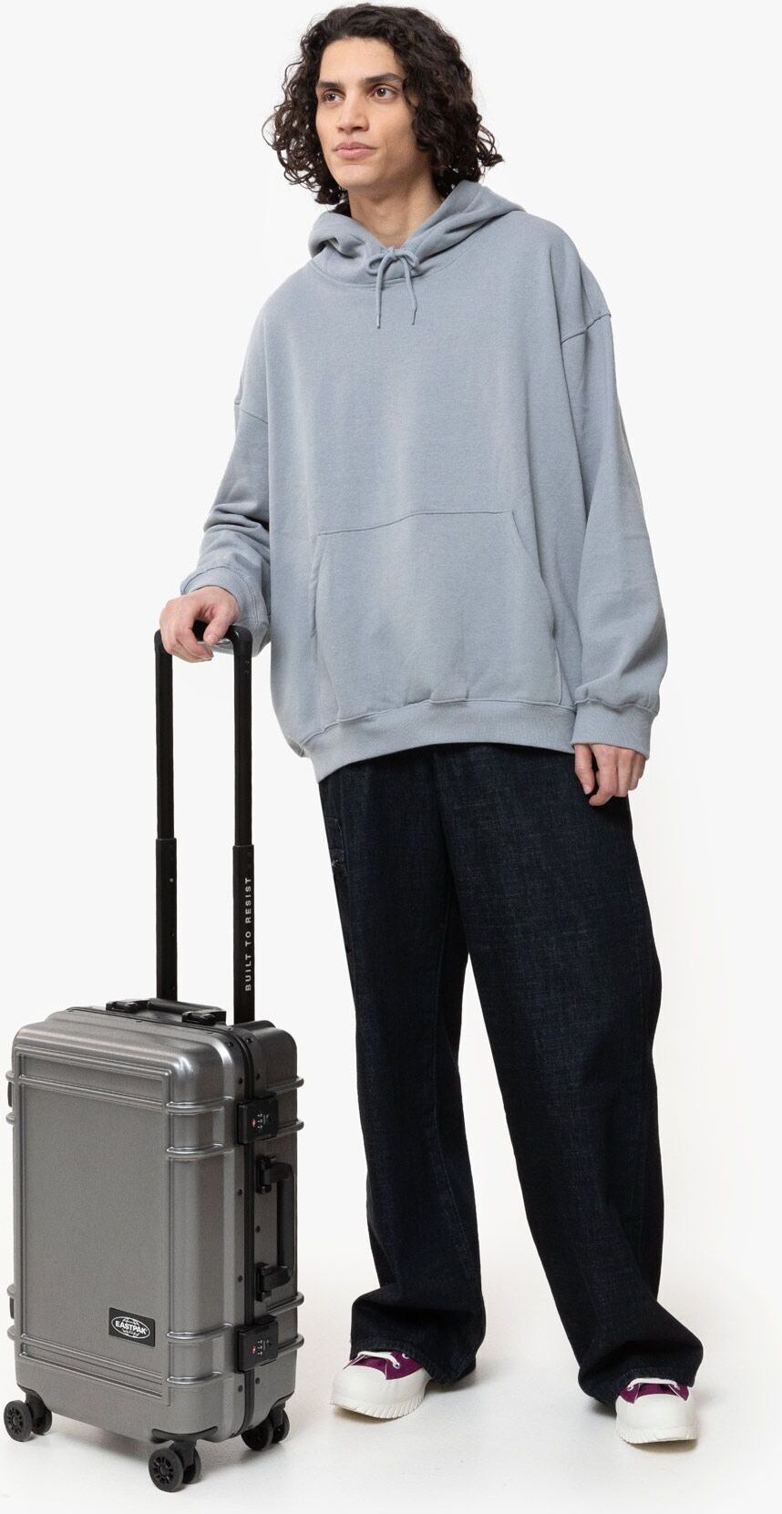Eastpak RESIST'R CASE S 55,5 cm -matkalaukku, harmaa