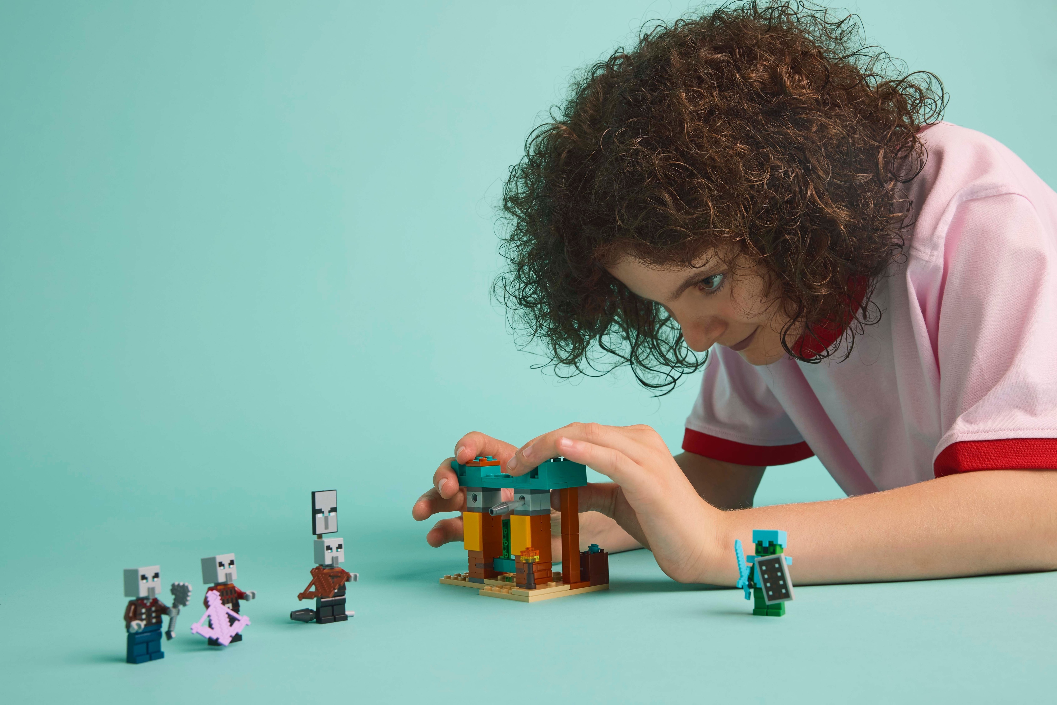 LEGO Minecraft 21267 – Pahalaisten aavikkopartio