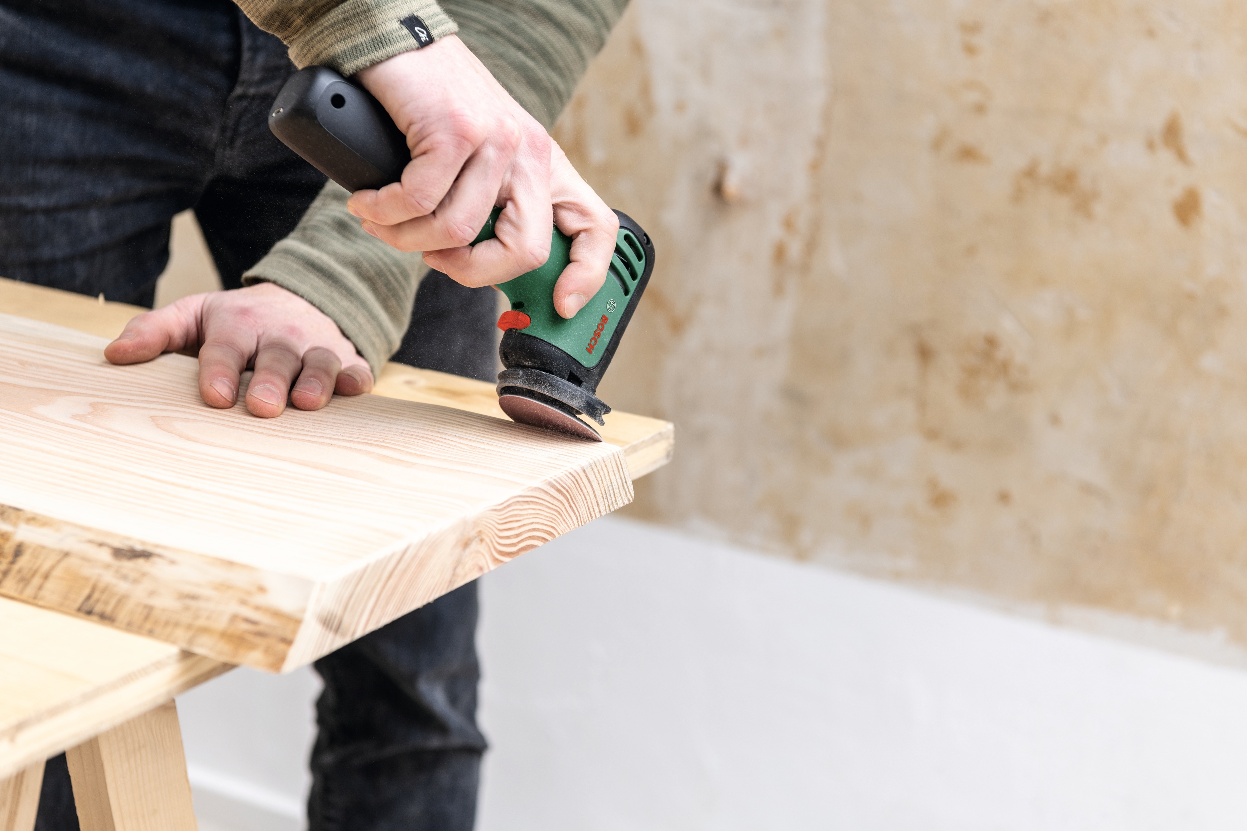 Bosch IXO 7 Basic -akkuruuvinväännin