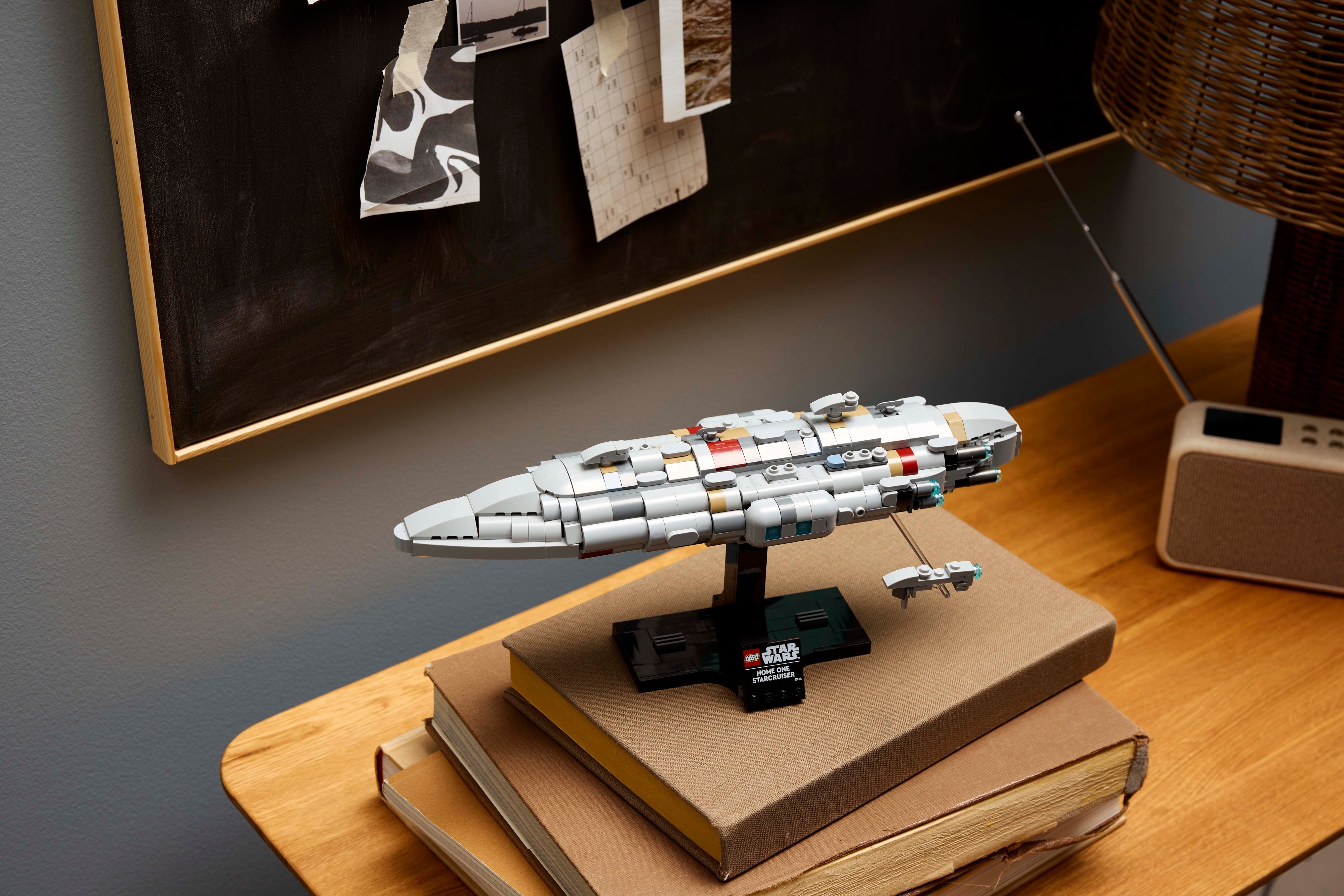 LEGO Star Wars 75405 – Home One ‑tähtiristeilijä