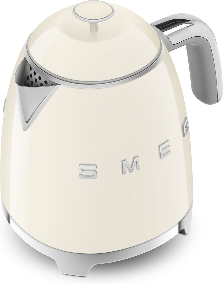 Smeg KLF05CREU -vedenkeitin, kermanvalkoinen