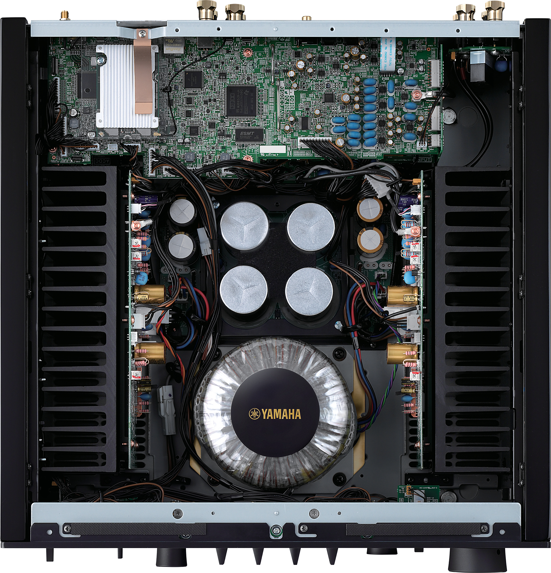 Yamaha RN2000A -verkkovahvistin, musta