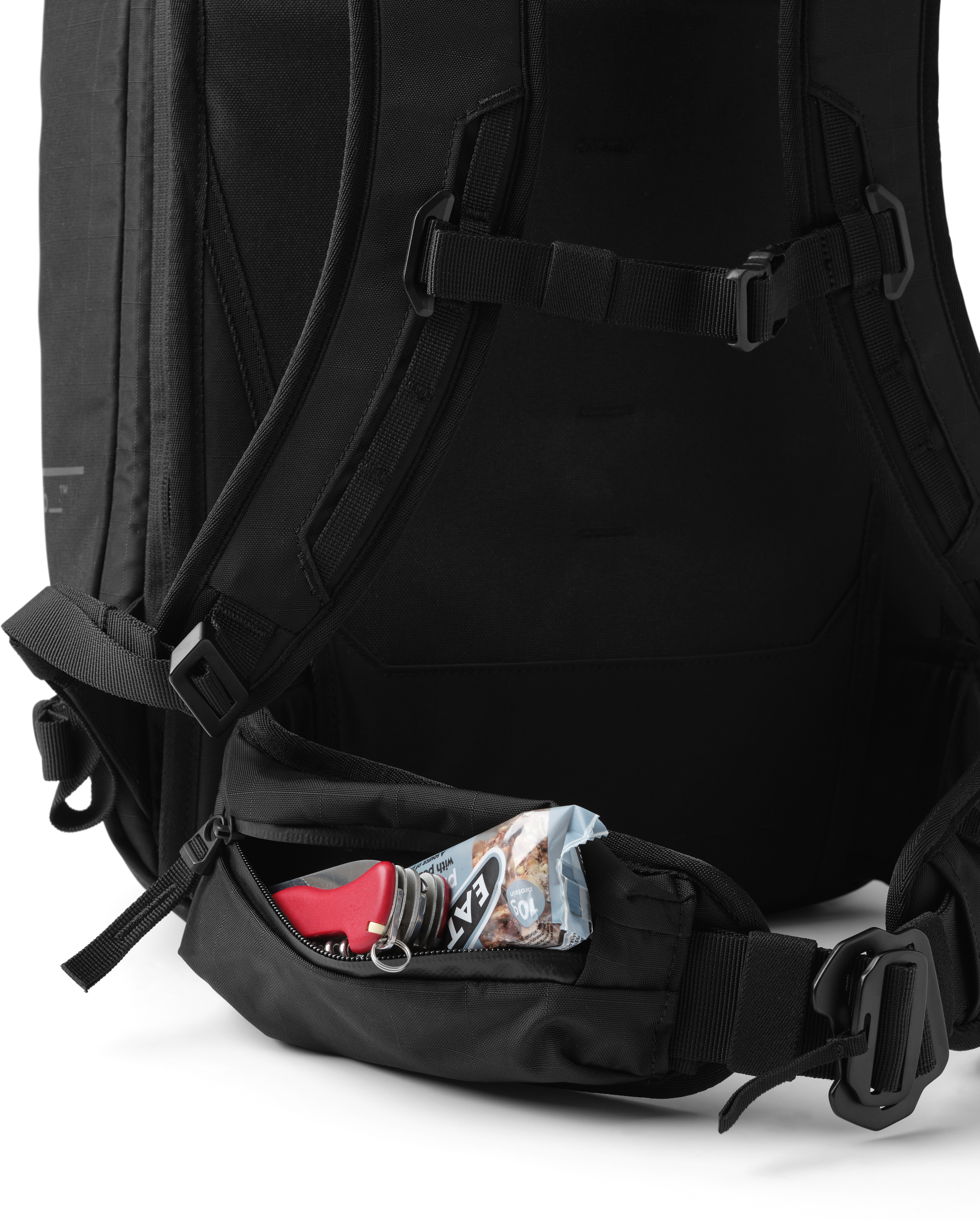 Db Snow Pro Backpack 25L -reppu, black out