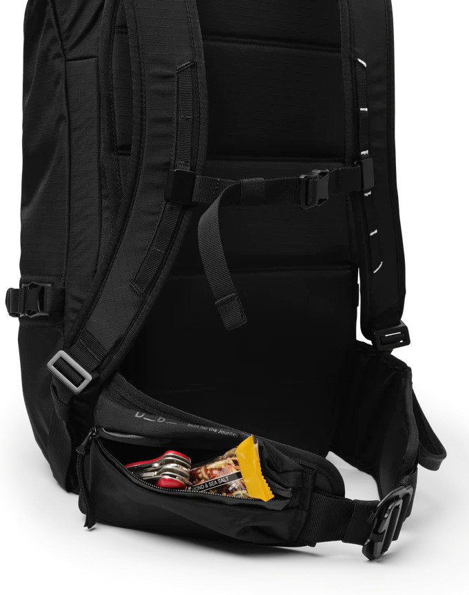 Db Snow Pro Backpack 32L -reppu, black Out