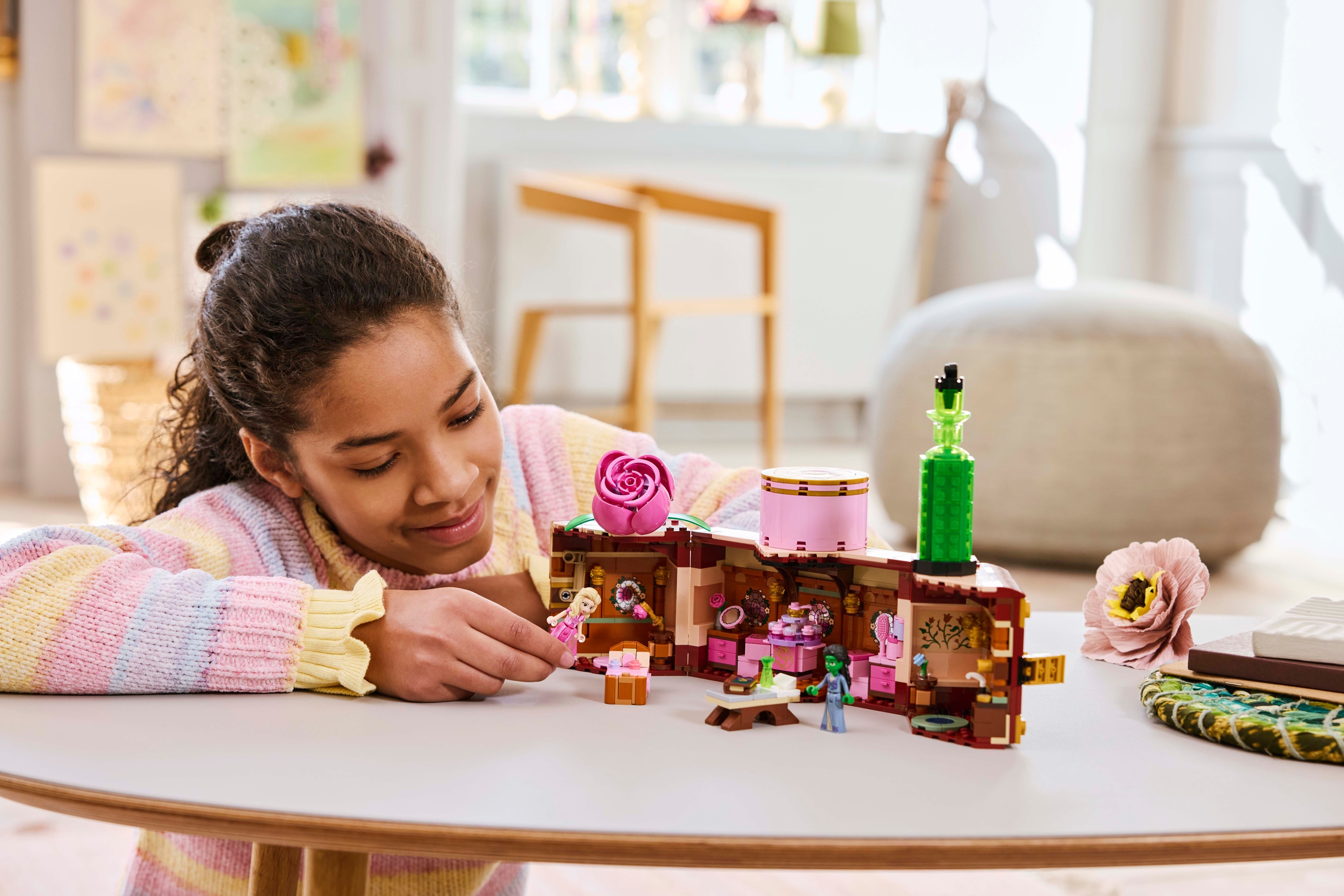 LEGO Wicked 75682 – Elphaban ja Glindan hahmot