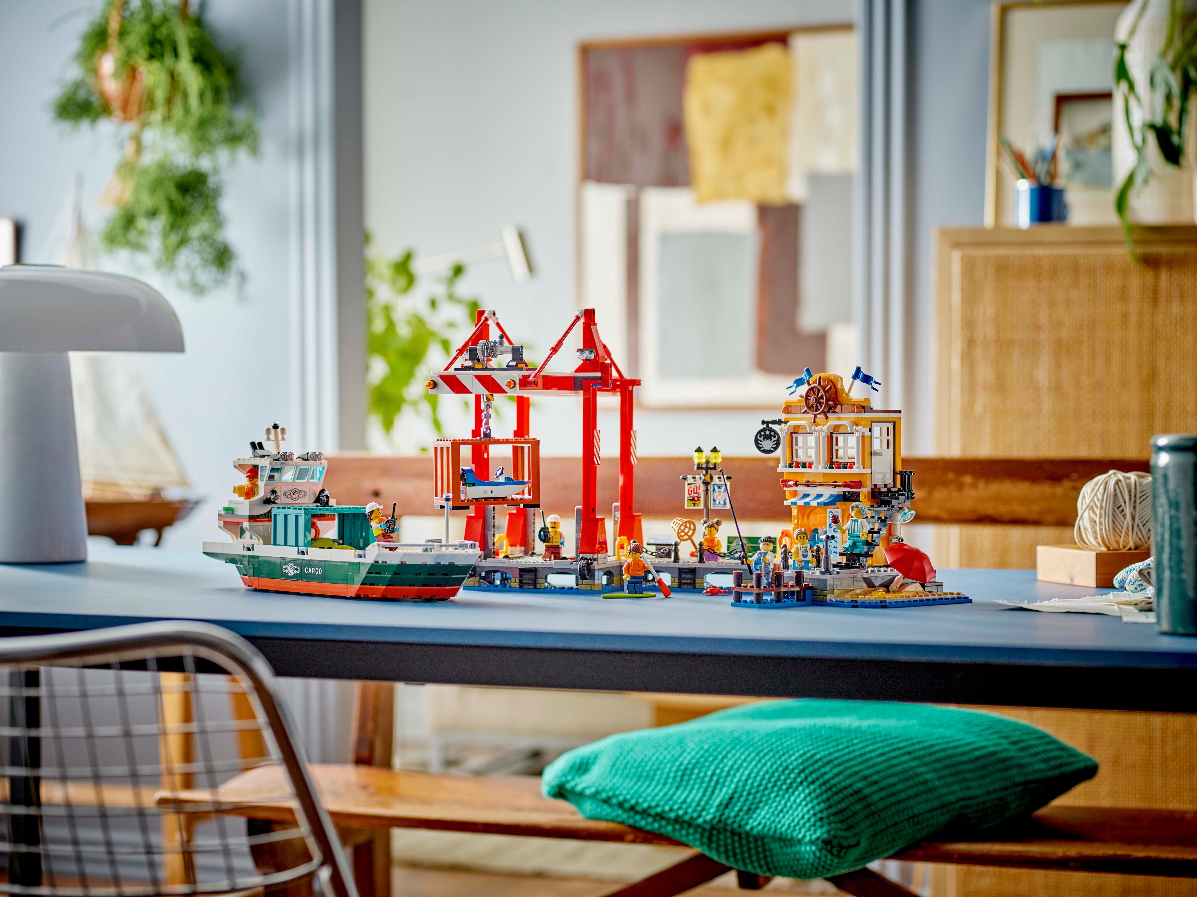 LEGO My City 60421  - Robottimaailman vuoristorata