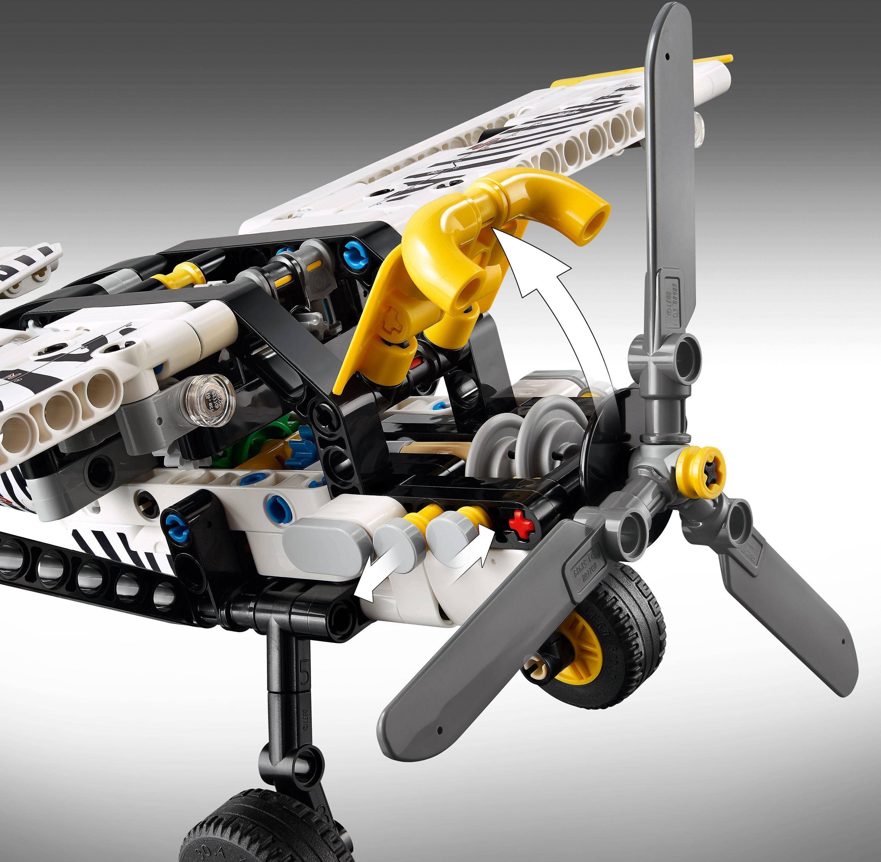 LEGO Technic 42198 – Syrjäseudun pienkone