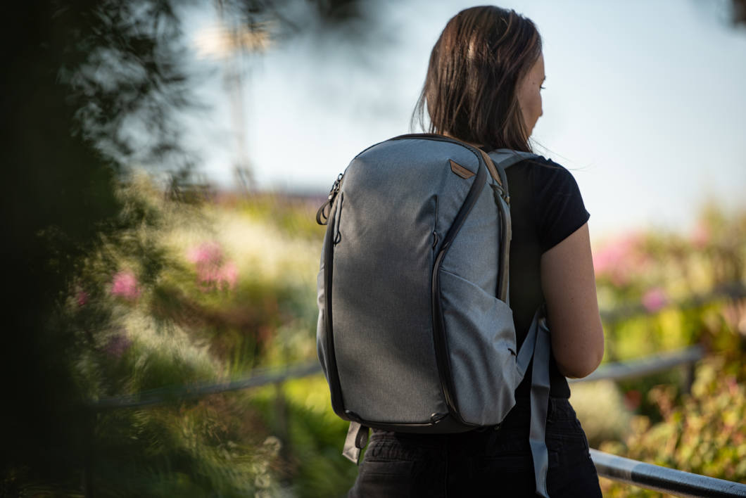 Peak Design Everyday Backpack Zip 20L -päiväreppu, tuhka