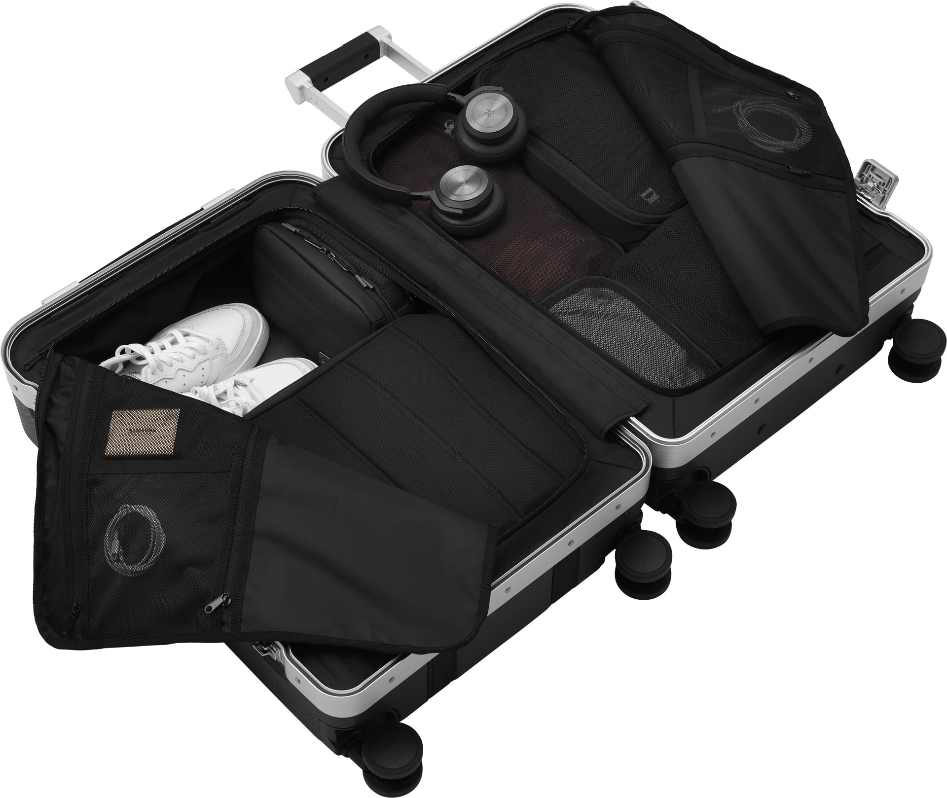 Db The Ramverk Pro Medium Check-in Luggage -matkalaukku, 68 cm, hopea