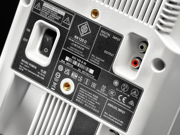 Fuj:tech puhelinpistoke - RJ11 -adapteri