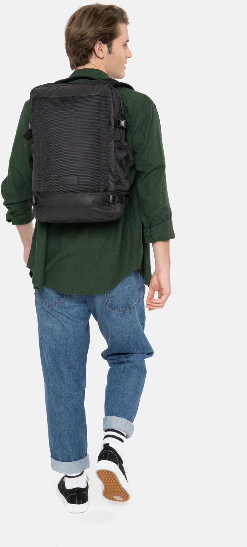 Eastpak TECUM M Cnnct Coat -reppu, musta