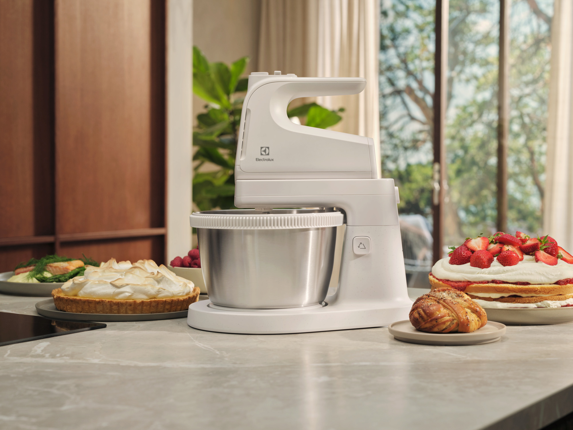 Electrolux 500 Series ESM4W sähkövatkain kulholla