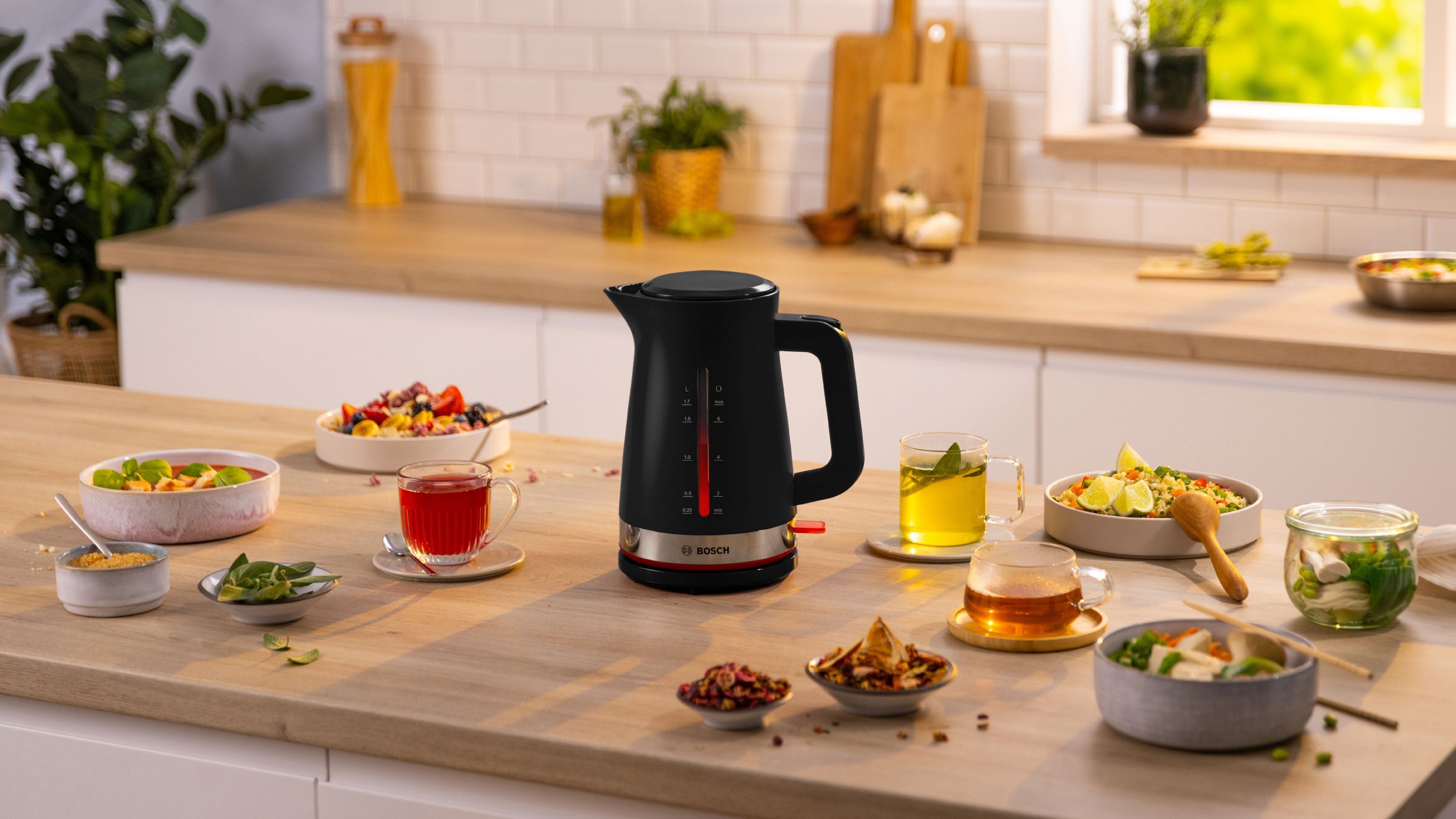 Bosch MyMoment TKA3M133 kahvinkeitin, musta