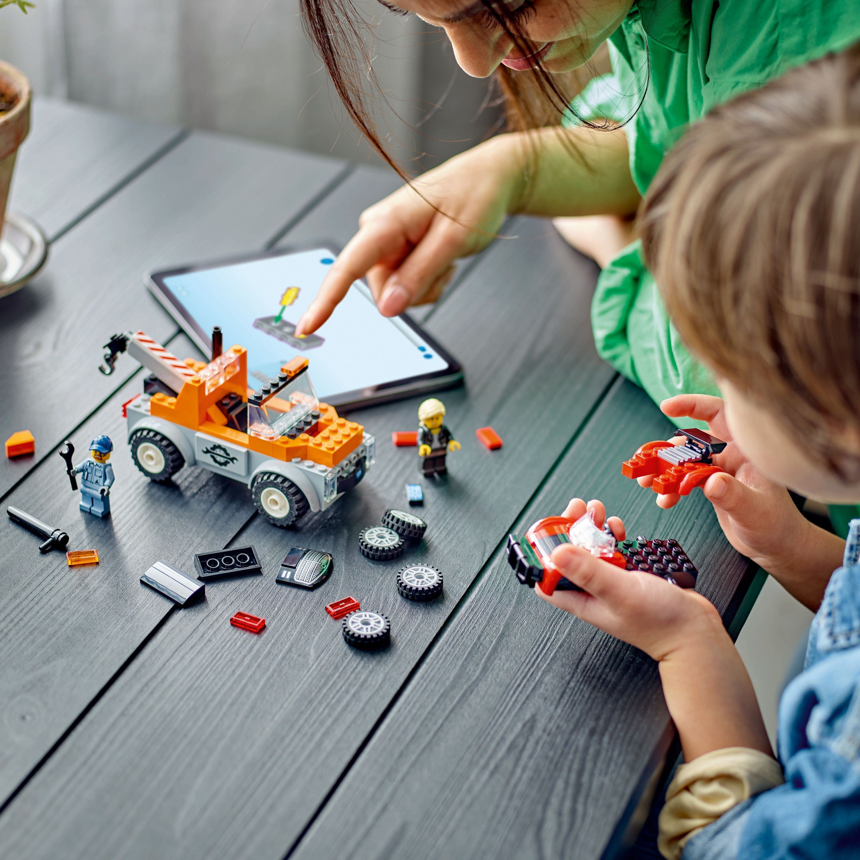 LEGO City Great Vehicles 60407 - Punainen kaksikerroksinen turistibussi