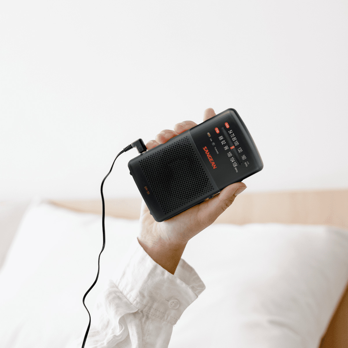 Sangean PR-D4BT AM/FM-pöytäradio, Bluetooth, tumman harmaa