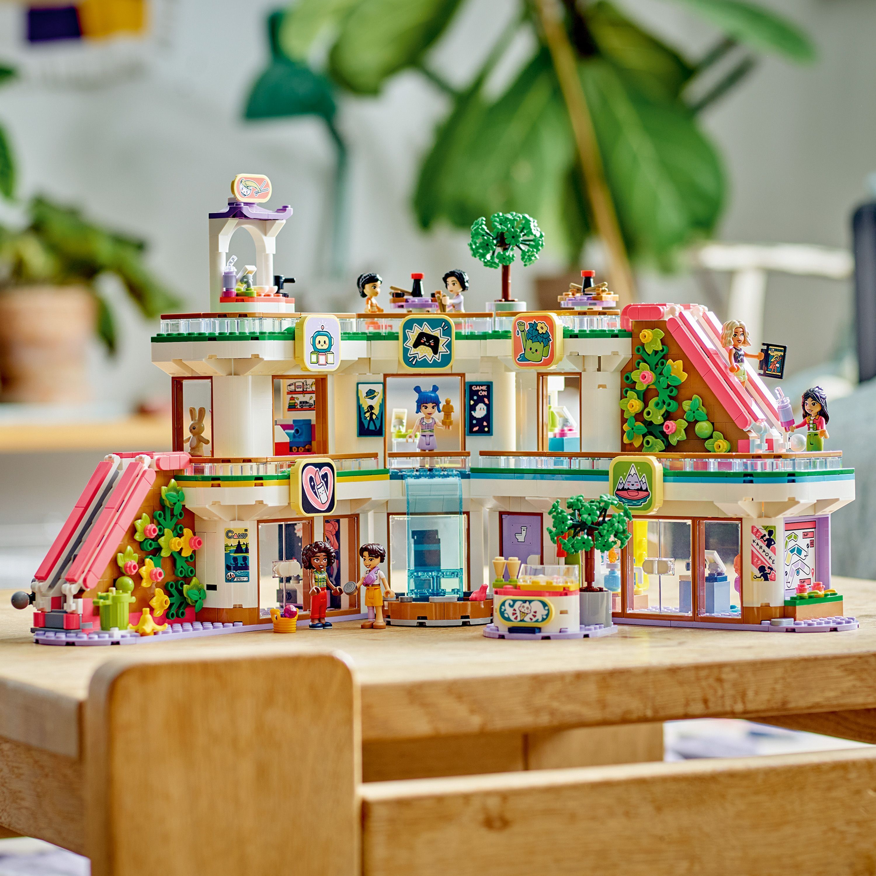 LEGO Friends 42638  - Majatalo linnassa