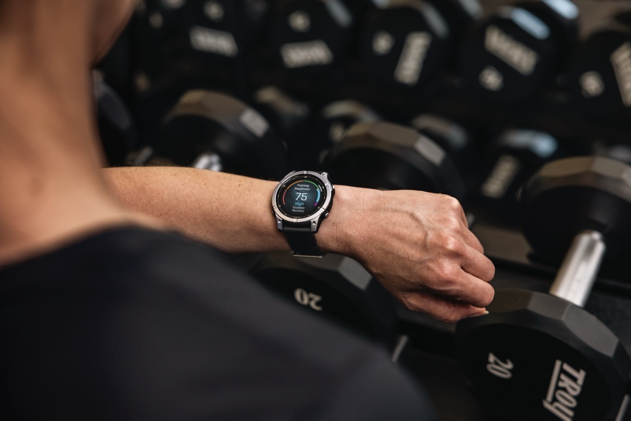 Garmin Fenix E -urheilukello, 47 mm, teräksenharmaa / musta