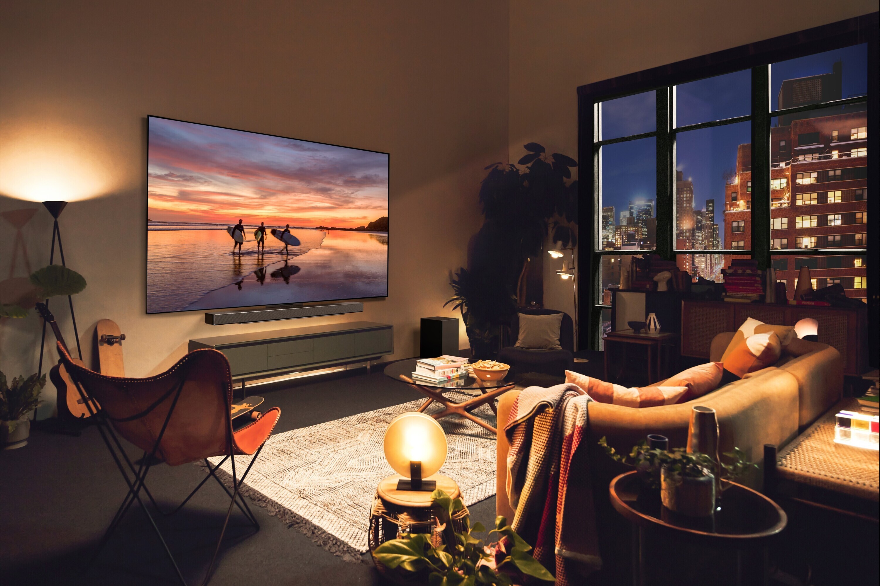 LG 42'' OLED evo C4 – 4K TV
