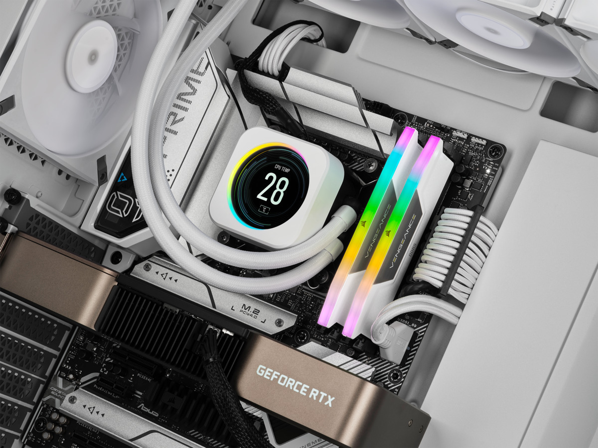 Corsair Vengeance RGB DDR5 6000 MHz CL36 32 Gt -muistimodulipaketti, valkoinen